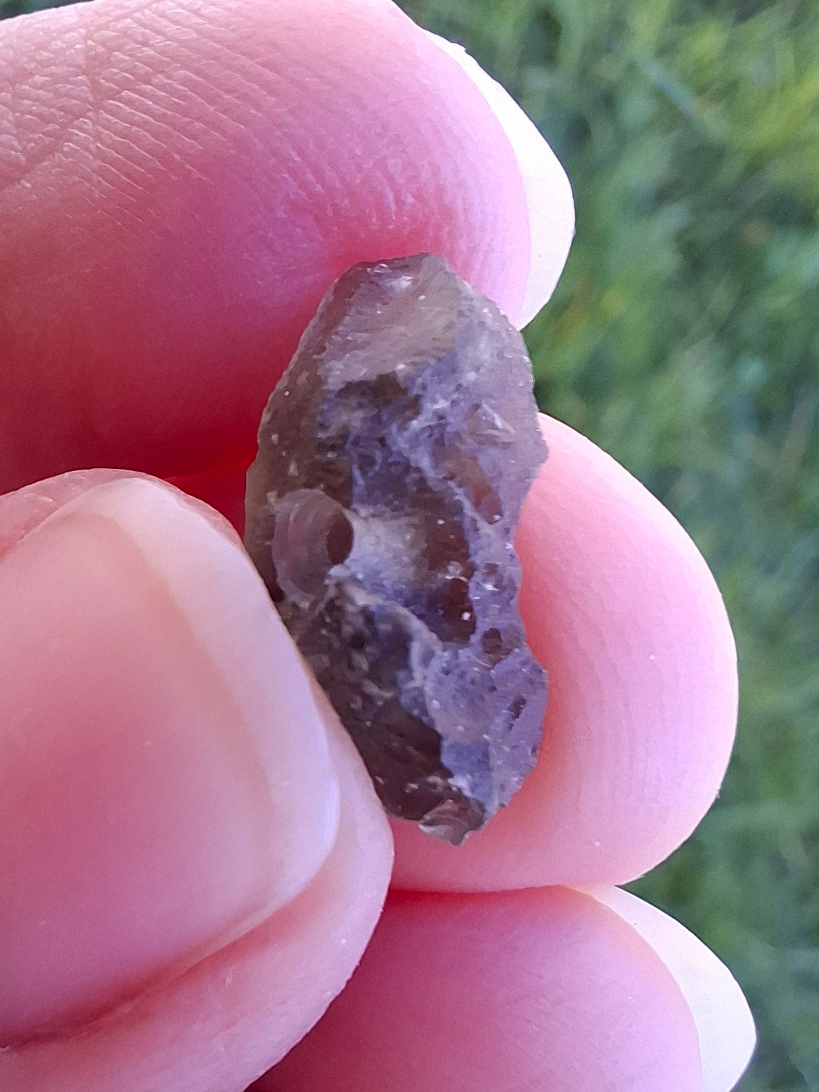 DRILLED, Moldavite Piece, 0.96g, Tektite (Ref: D27)
