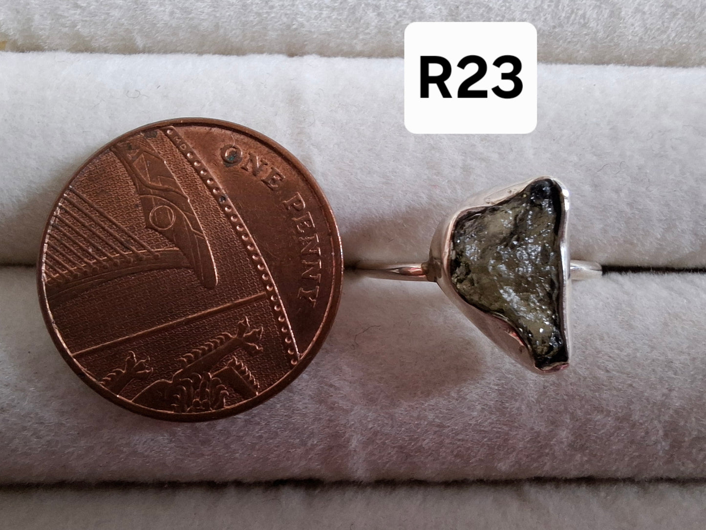 Moldavite Ring, size large M, 925 Silver, Tektite (Ref: R23)