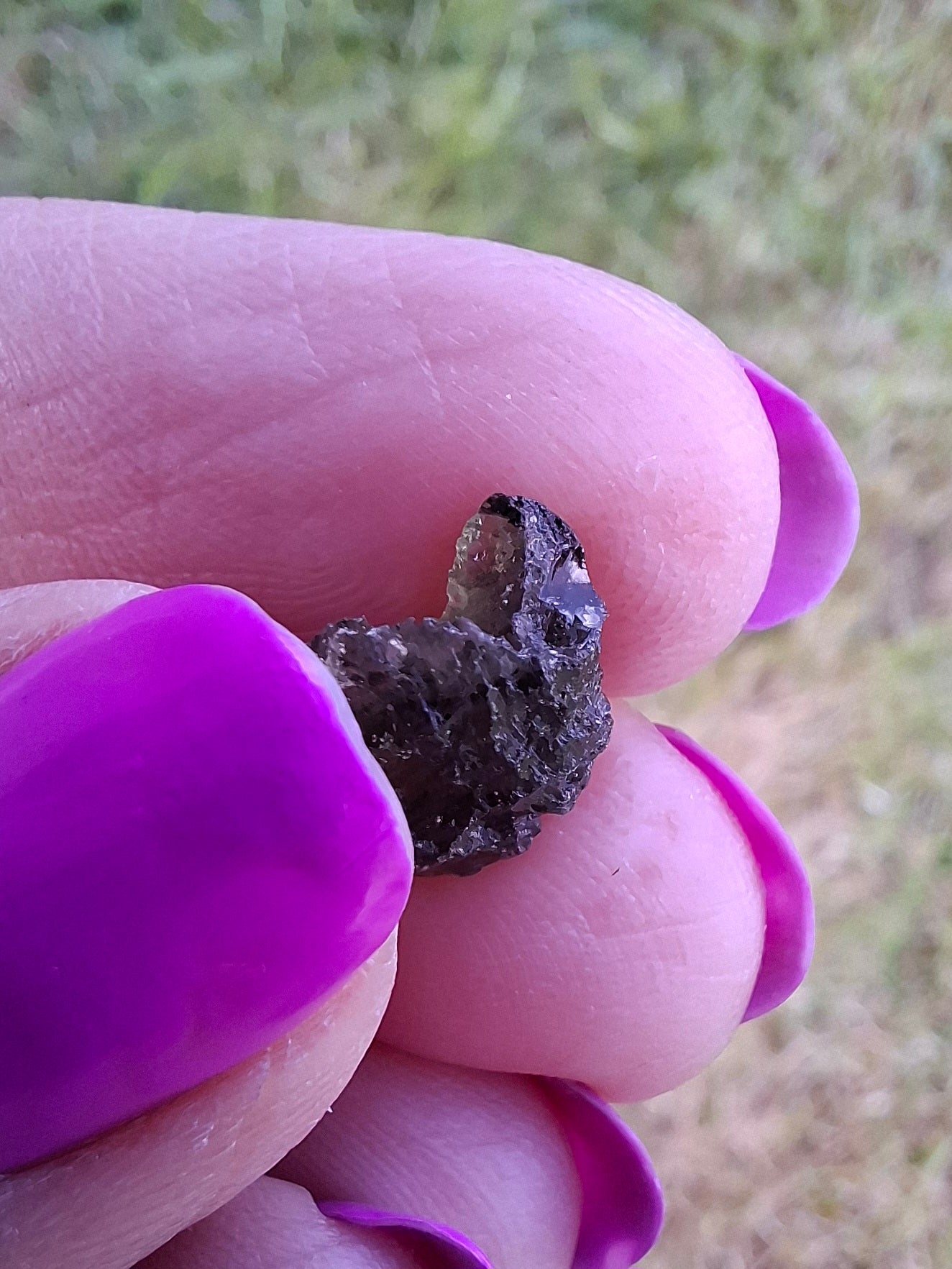 Moldavite Piece, 0.62g, Tektite (Ref: 1455)