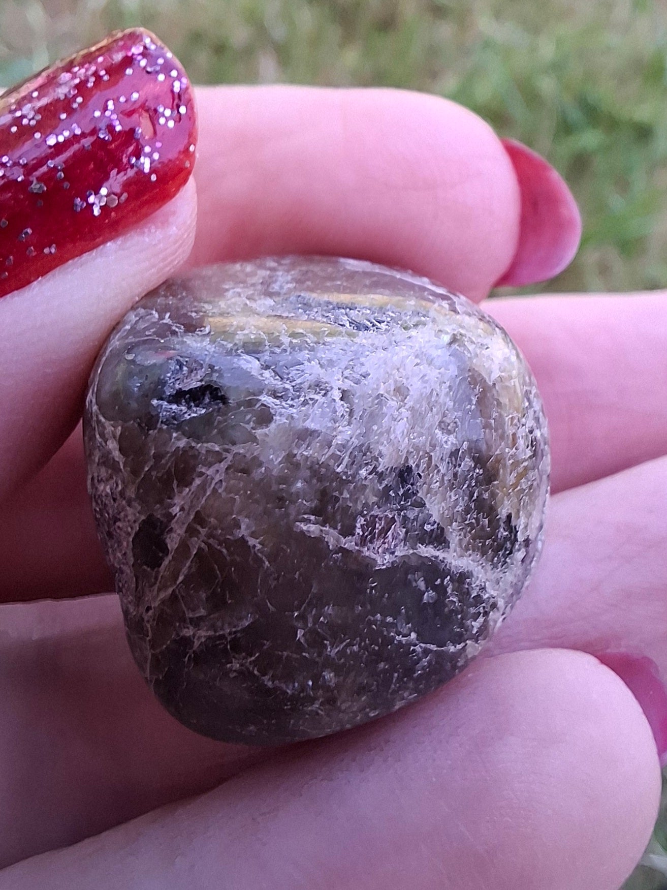 Labradorite, Tumble Stone, Crystal (Ref: T210)