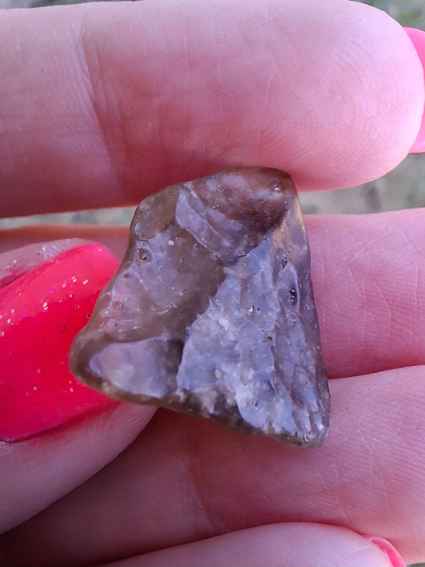 Libyan Desert Glass (darker) Piece, 3.40g, Tektite (Ref: L1362)