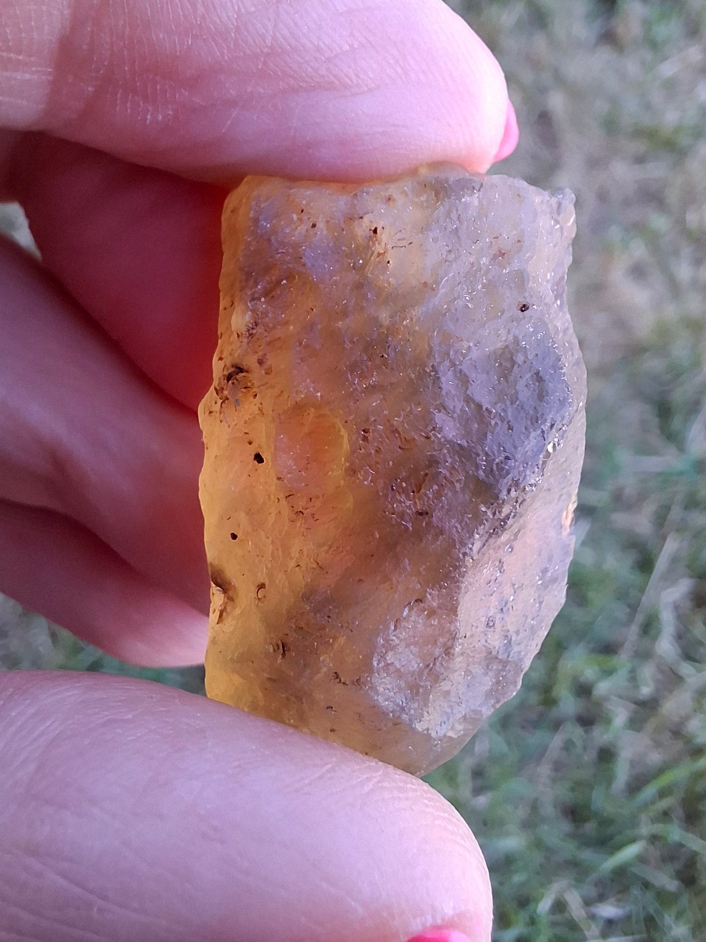 Libyan Desert Glass (darker) Piece, 11.69g, Tektite (Ref: L1366)