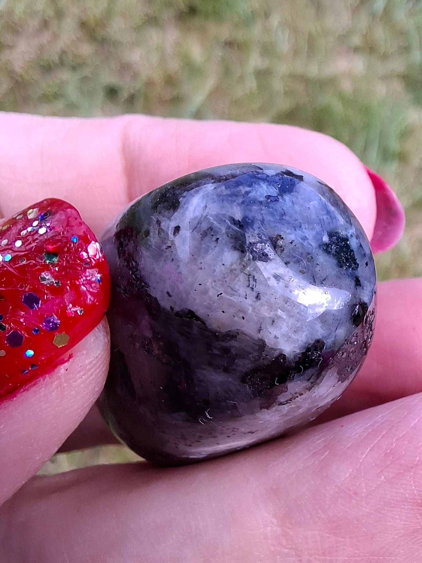 Larvikite, Tumble Stone, Crystal (Ref: T124)