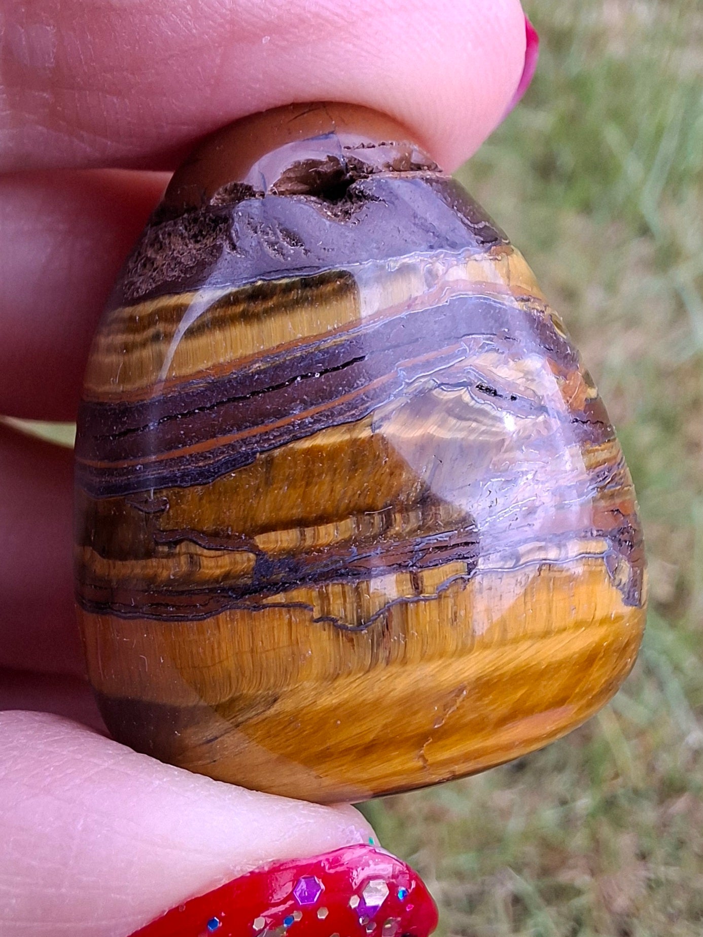 Tigers Eye, Tumble Stone, Crystal (Ref: T133)