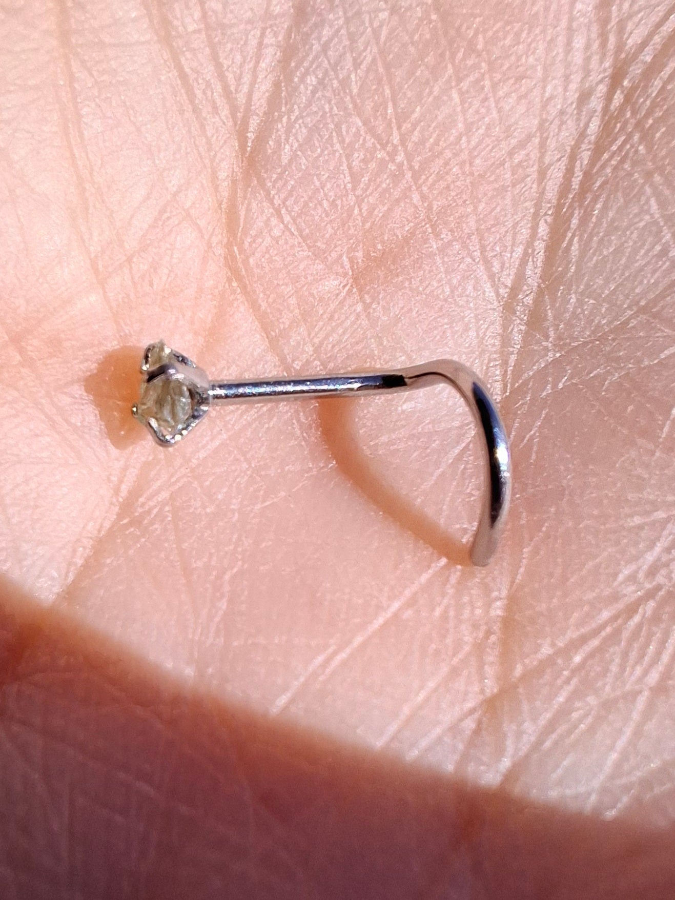 Moldavite (raw) NOSE STUD, 20G, Corkscrew, Surgical Steel, Tektite (Ref: N15)