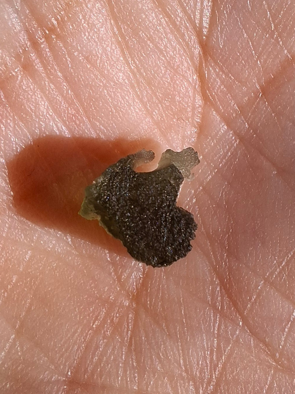 Moldavite Piece, 0.53g, Tektite (Ref: 1446)