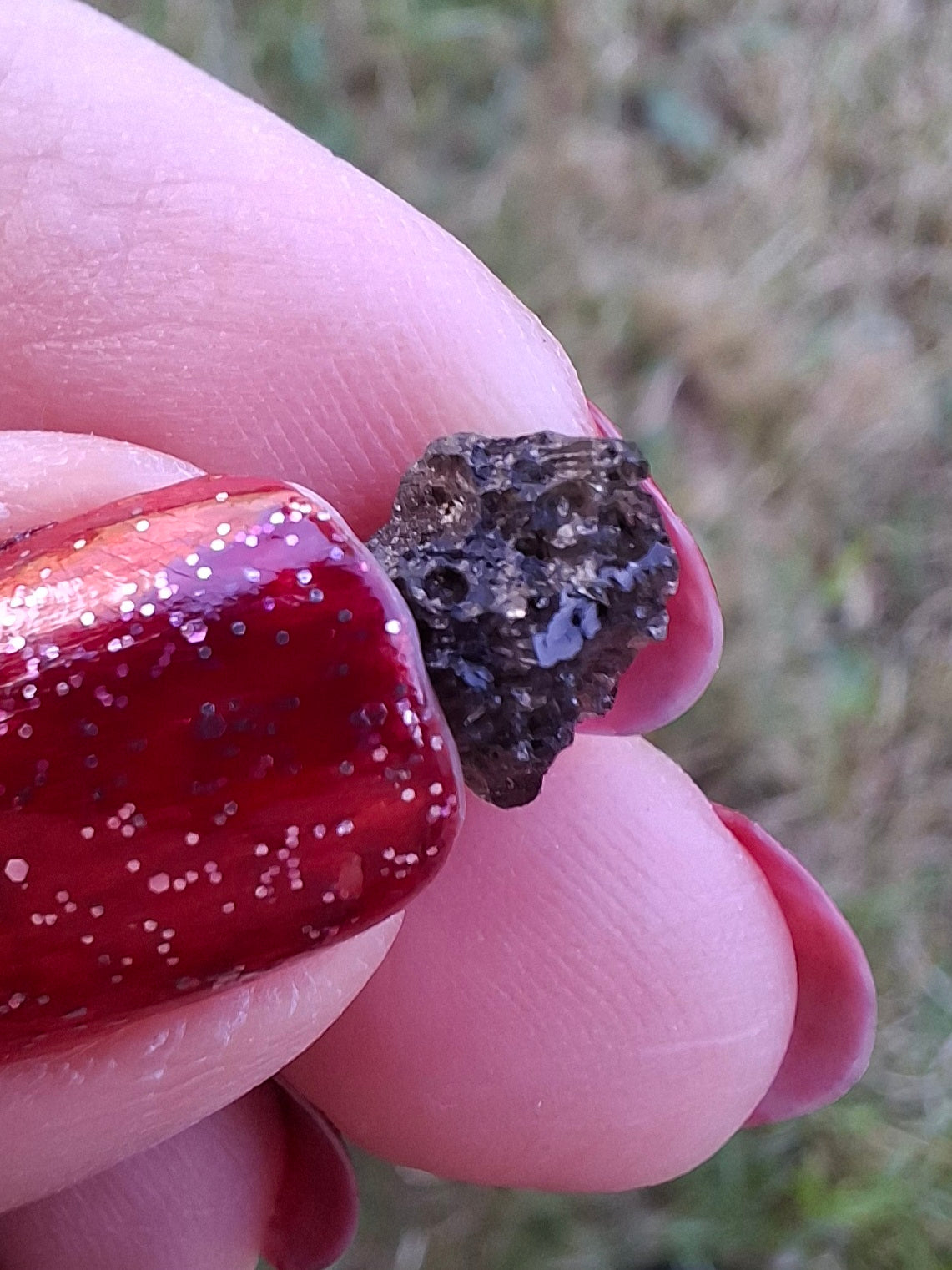 Moldavite Piece, 0.59g, Tektite (Ref: 1465)
