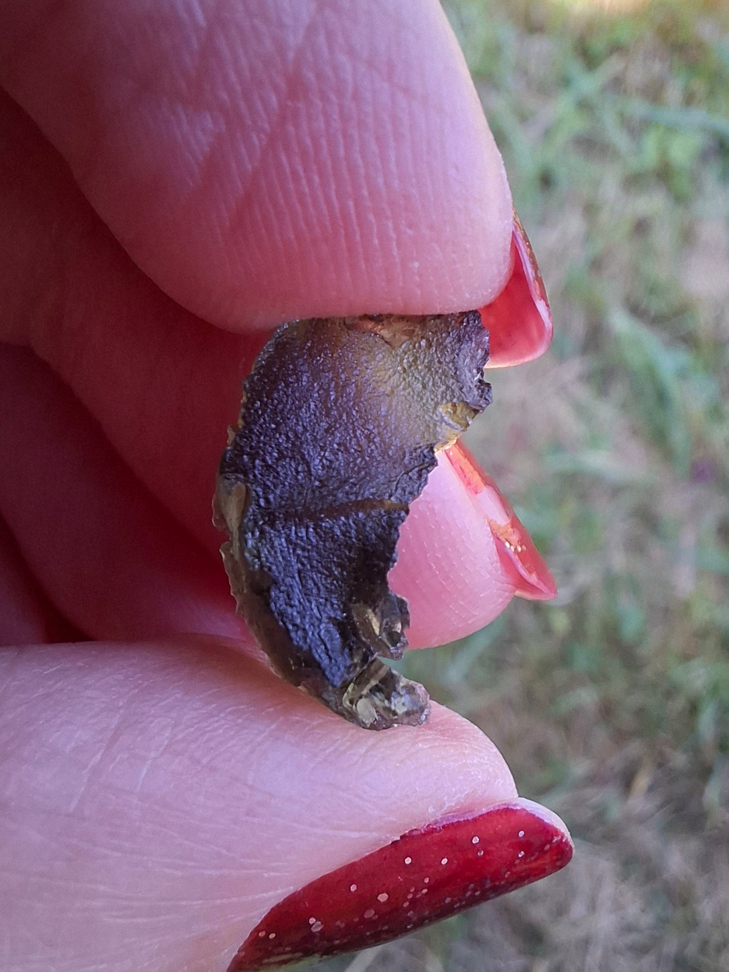 Moldavite Piece, 1.25g, Tektite (Ref: 1470)