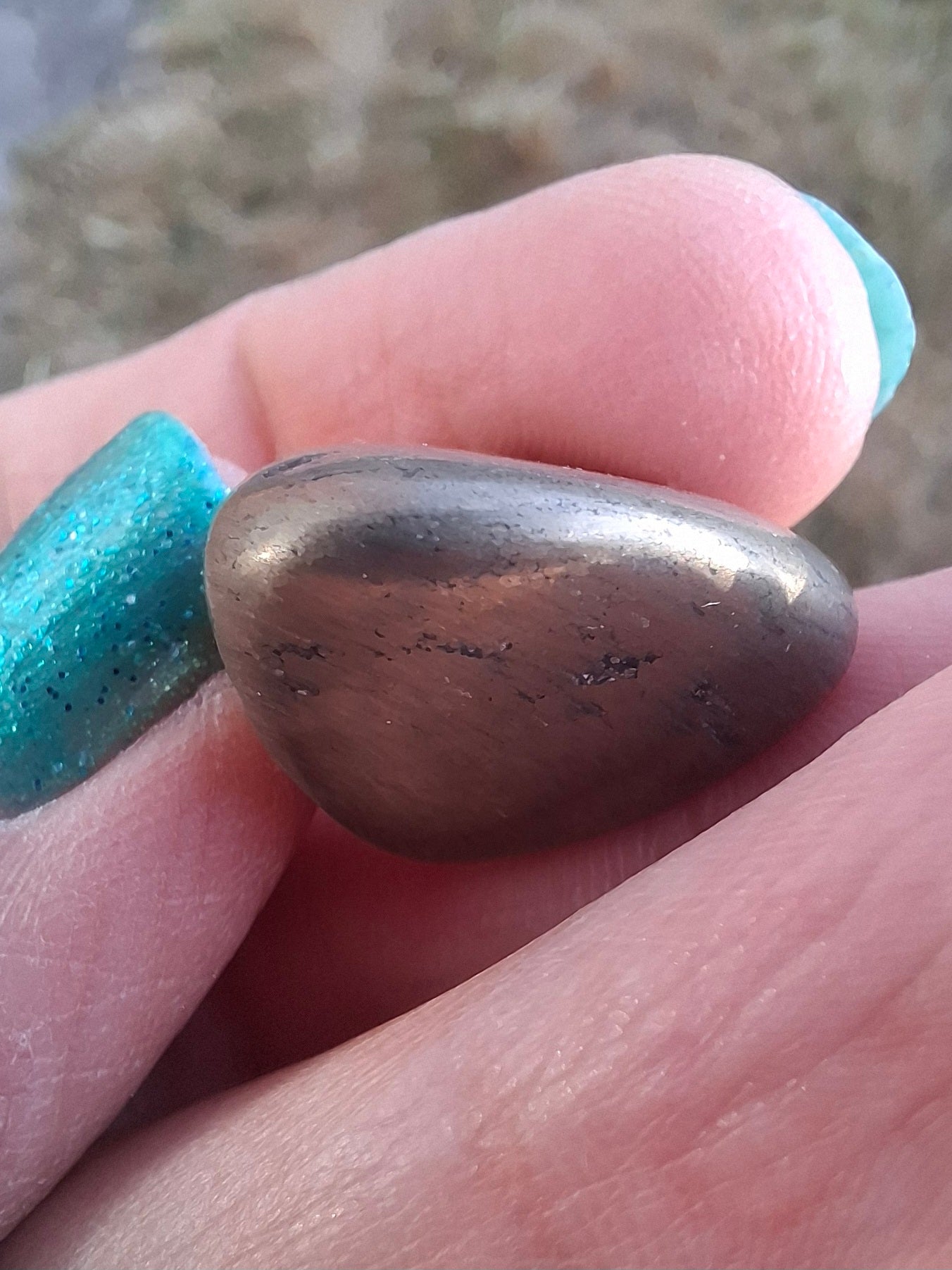 Apache Gold Tumble Stone, Crystal (Ref: T229)