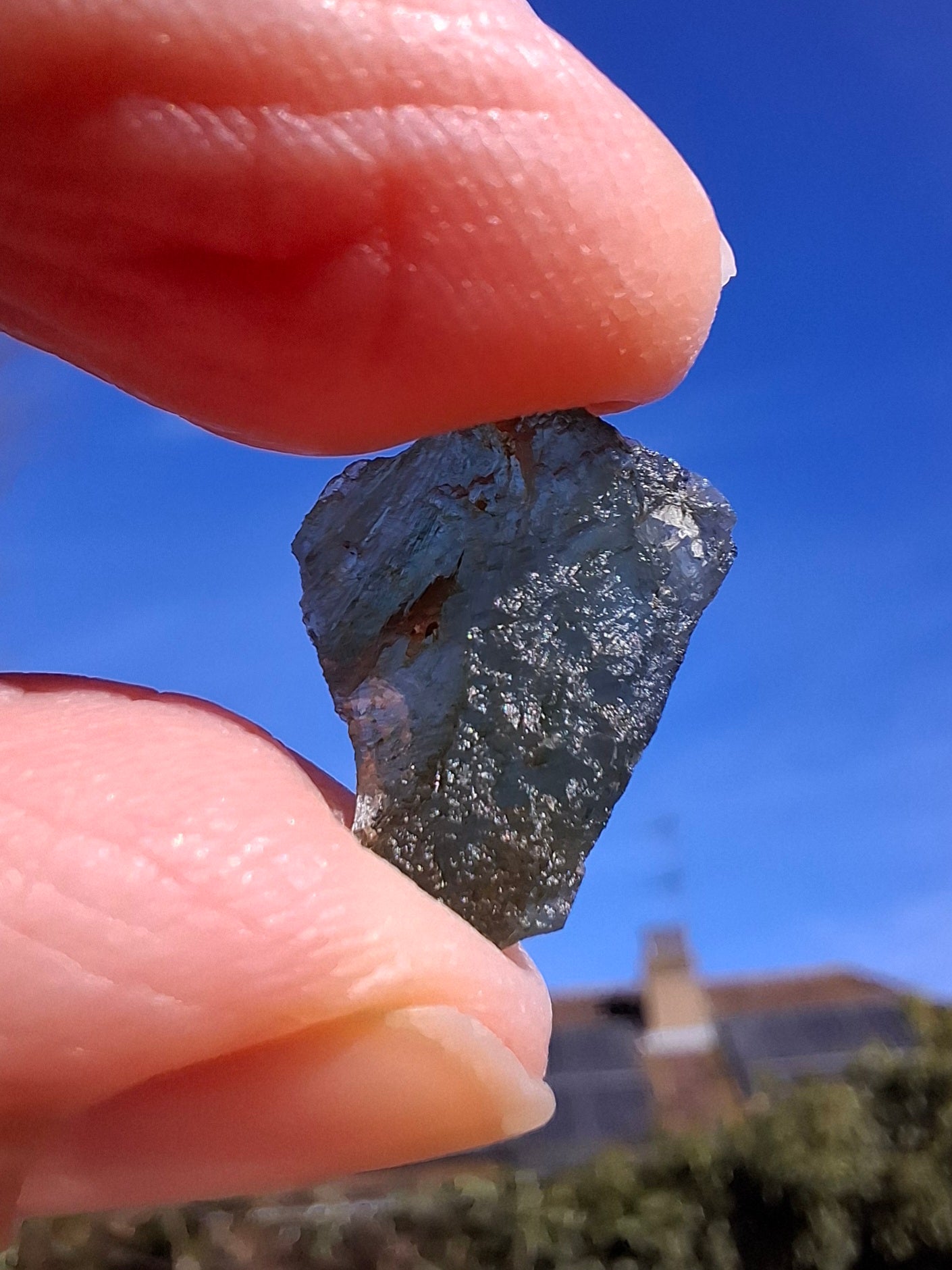 Moldavite Piece, 0.82g, Tektite (Ref: 1332)