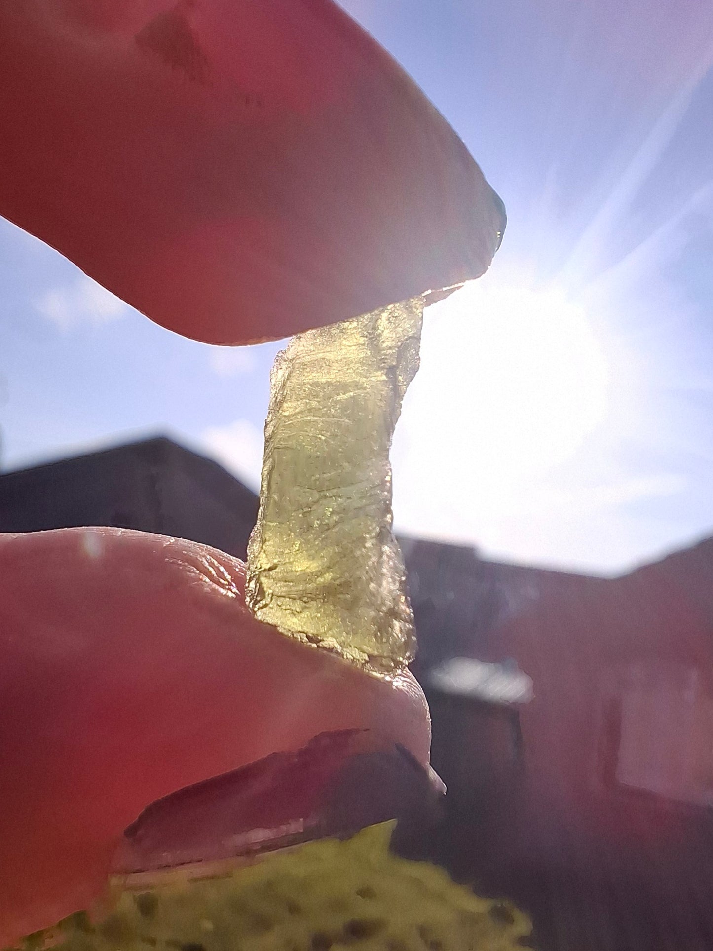 Moldavite Piece, 0.98g, Tektite (Ref: 1388)