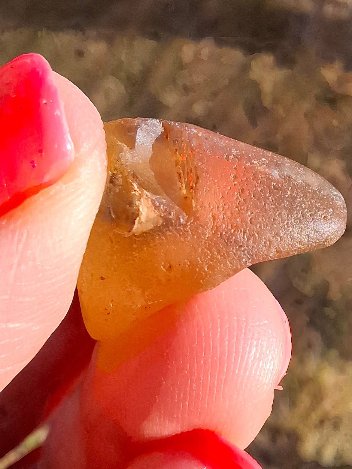 Libyan Desert Glass (darker) Piece, 3.72g, Tektite (Ref: L1378)