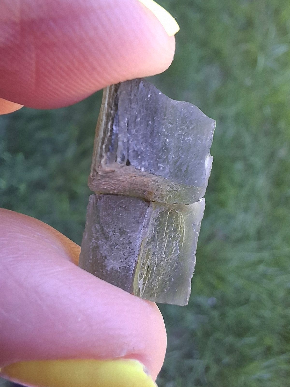 Moldavite Piece, 2.26g, Tektite (Ref: 1509)