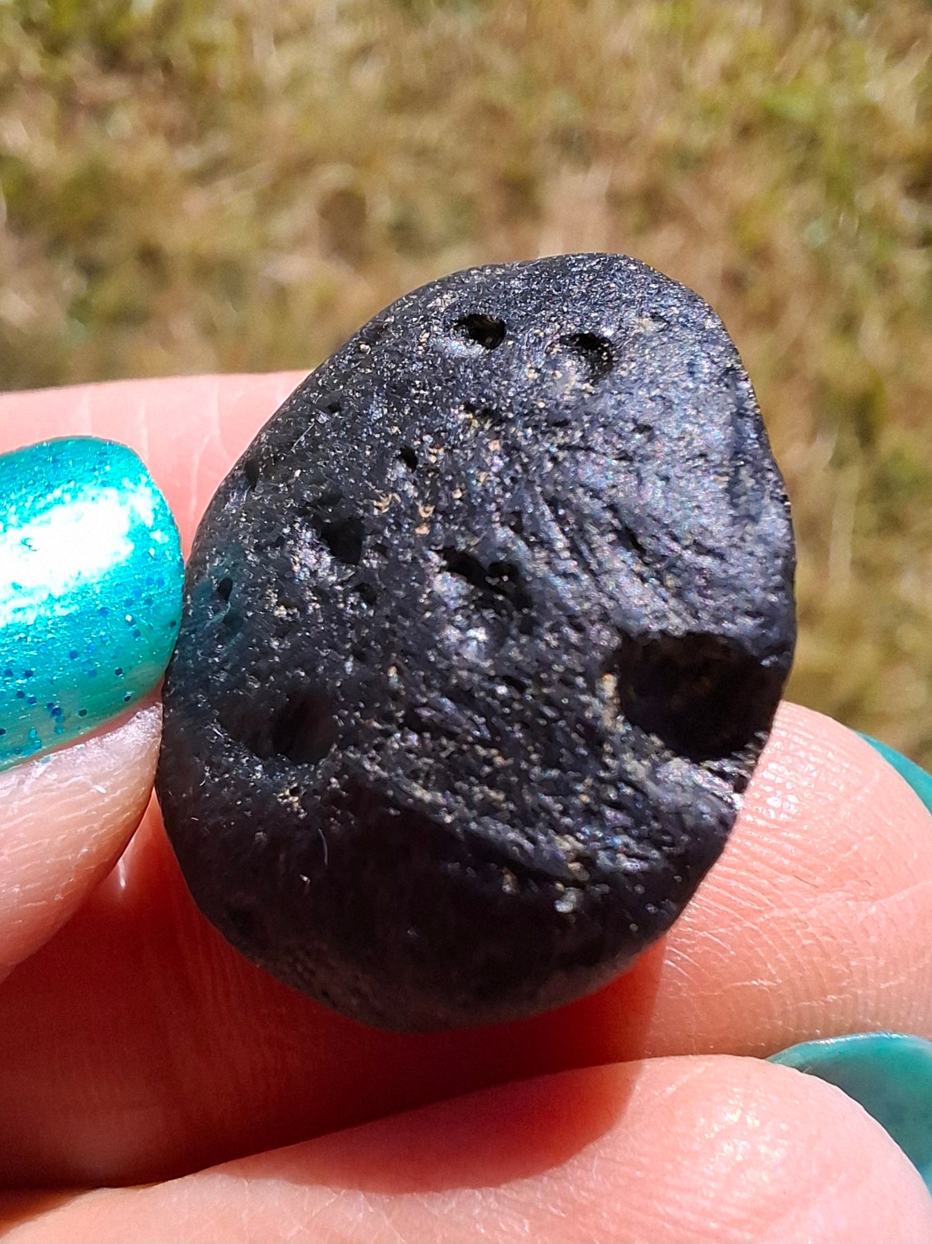 Philippinite (Rizalite), 7.48g, Tektite
