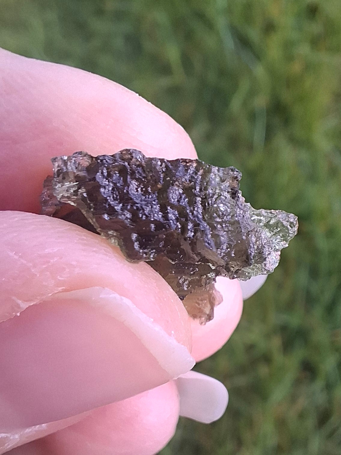 Moldavite Piece, JEZKOVNA BESEDNICE, 1.63g, Tektite (Ref: 1272)
