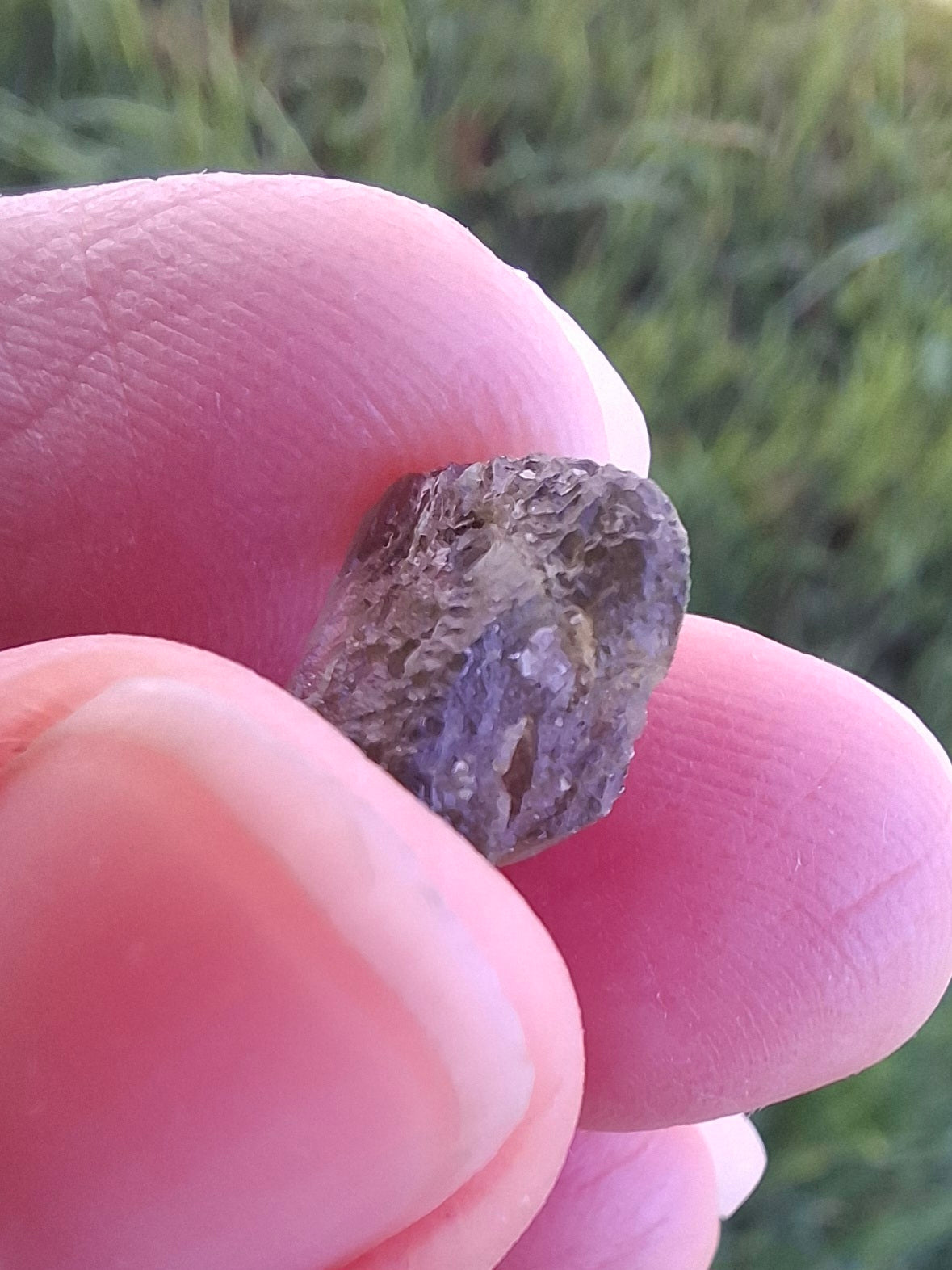 DRILLED, Moldavite Piece, 0.67g, Tektite (Ref: D21)