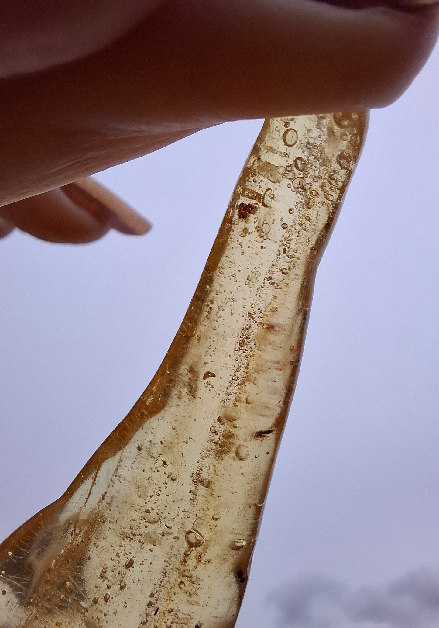 Copal Young Amber with INSECTS inside, 28.43g, Fossil (Ref: CA10)