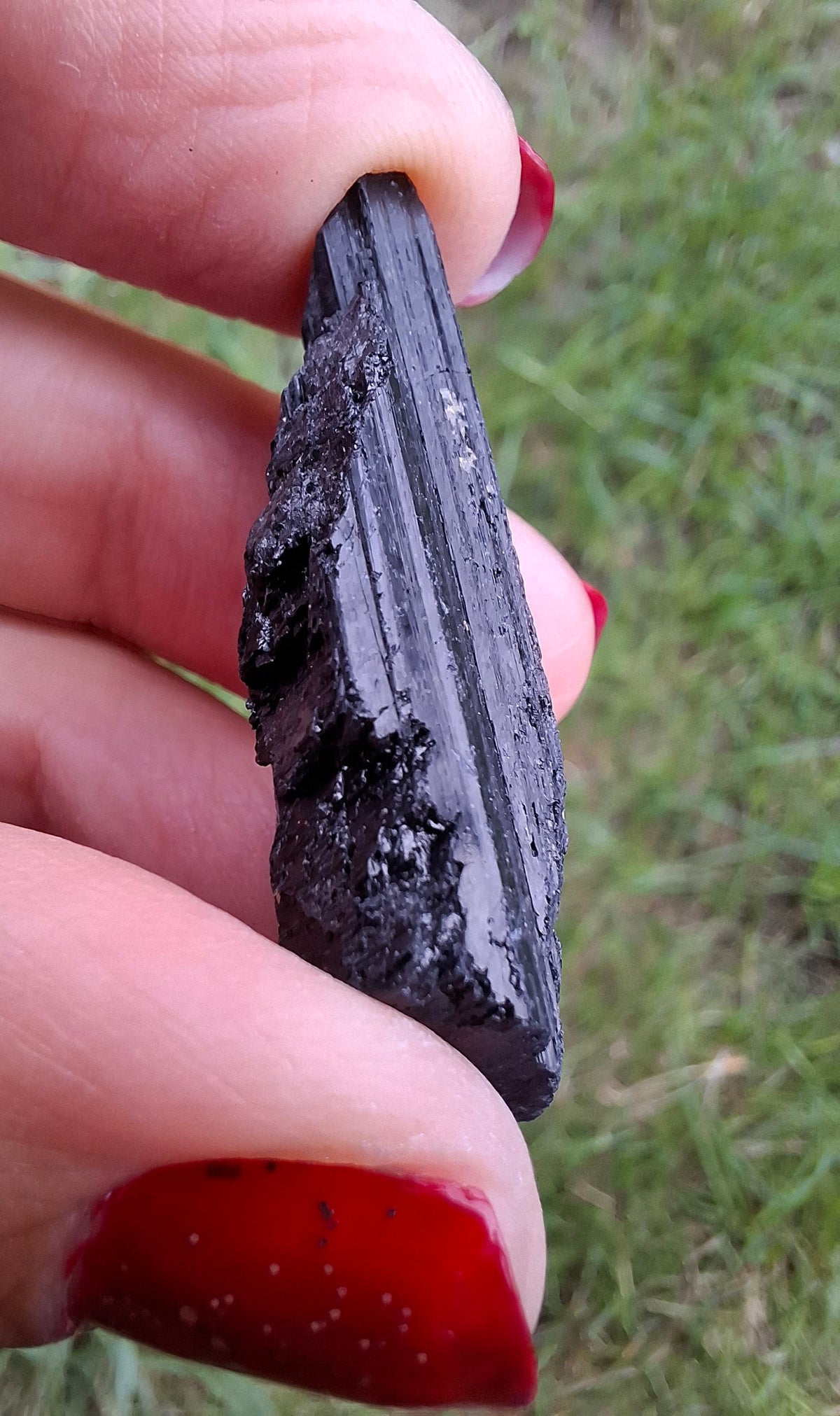 Black Tourmaline RAW, 12.17g, Crystal (Ref: RBT12)