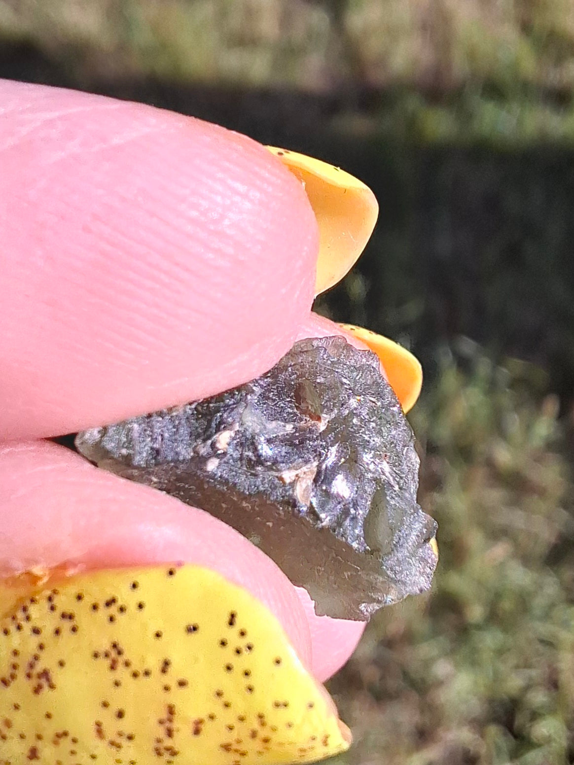 Moldavite Piece, 1.23g, Tektite (Ref: 1484)