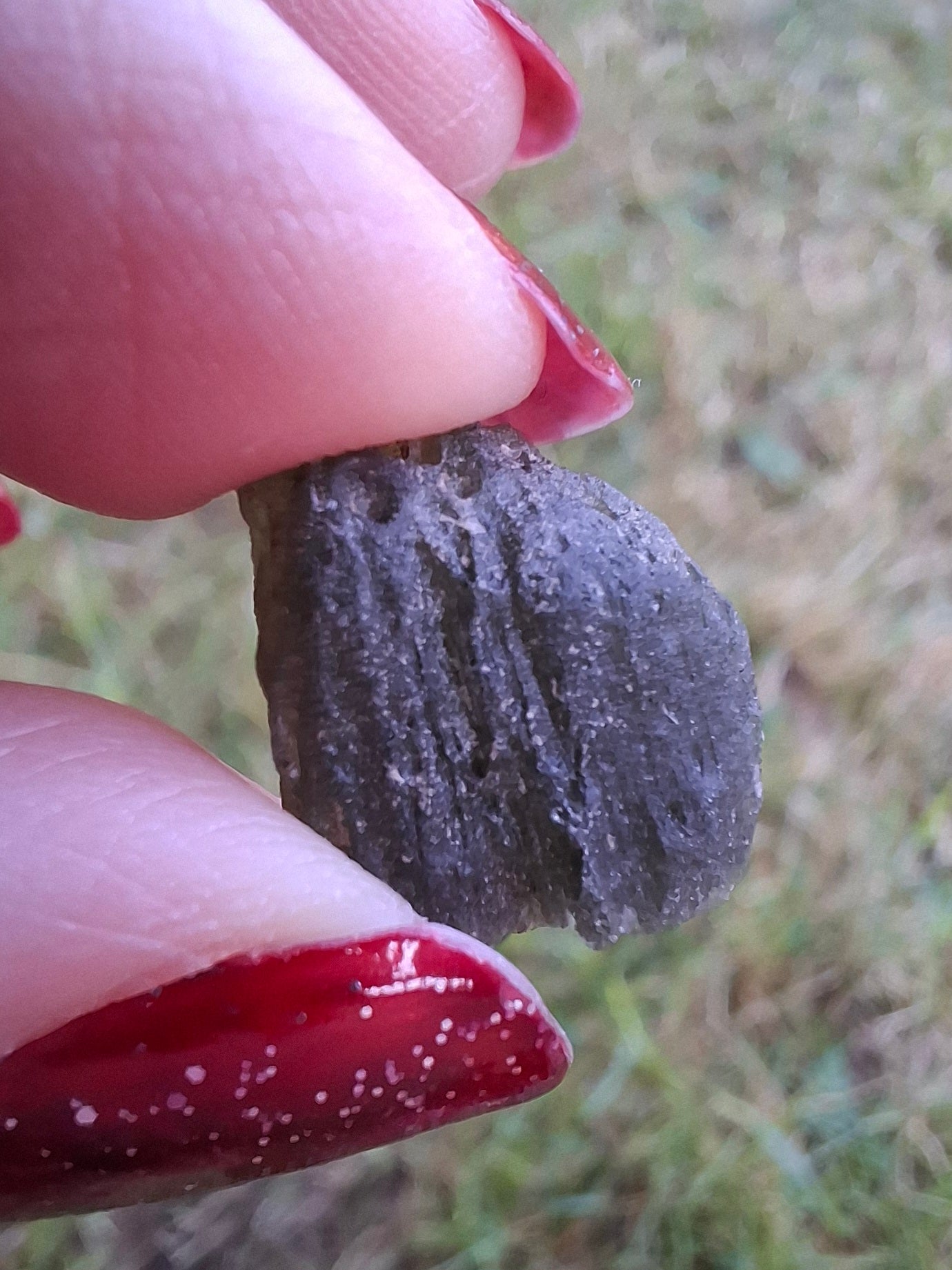 Moldavite Piece, 2.06g, Tektite (Ref: 1467)