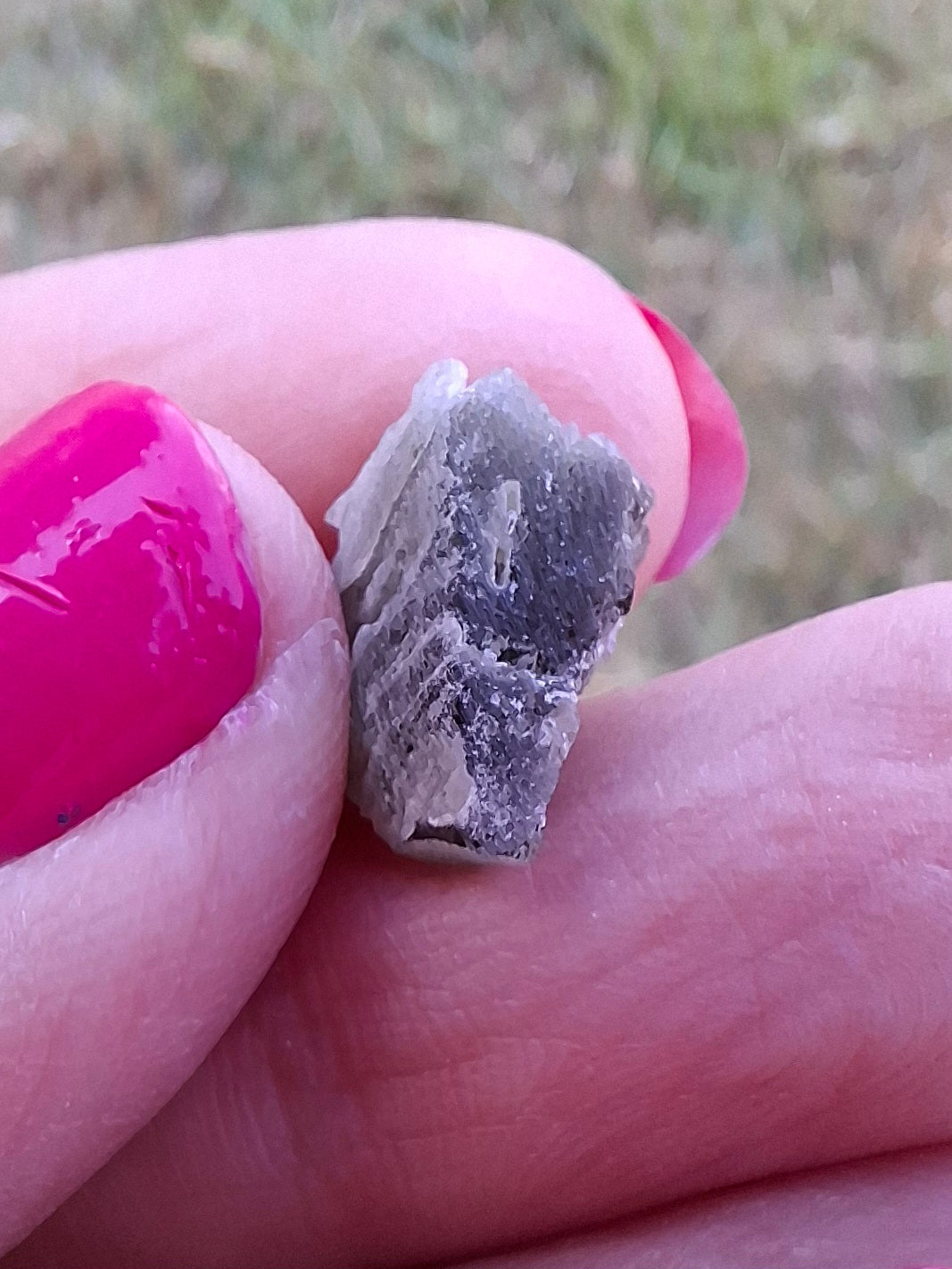 Moldavite Piece, SNOWFLAKE, FROSTED, BRUSNA, 1.05g, Tektite (Ref: 1490)