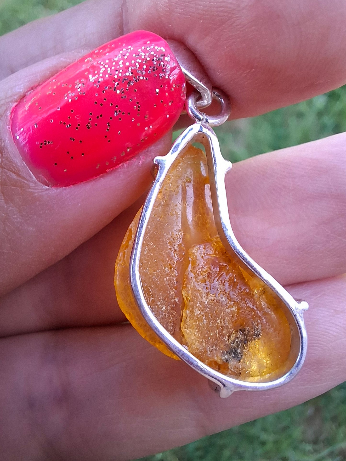 Baltic Amber Pendant, 925 Silver, Fossil (Ref: Ap1)