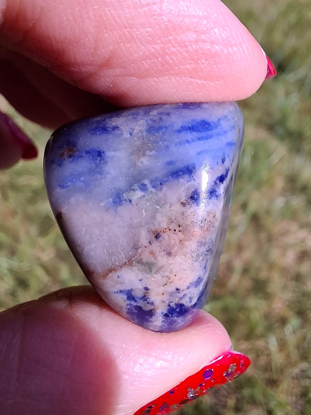 Sodalite, Tumble Stone, Crystal (Ref: T153)