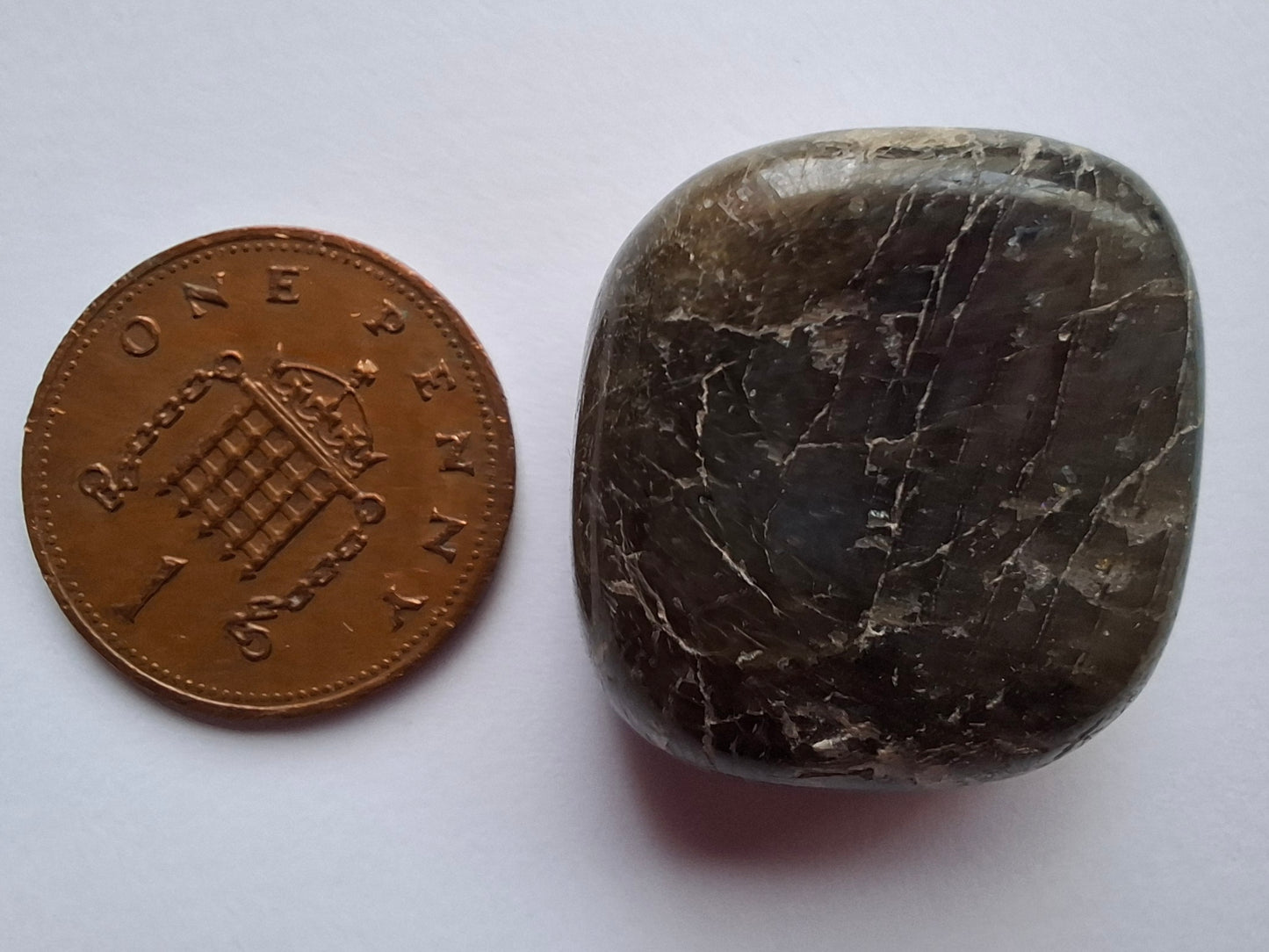 Black Tourmaline, Tumble Stone, Crystal (Ref: T215)