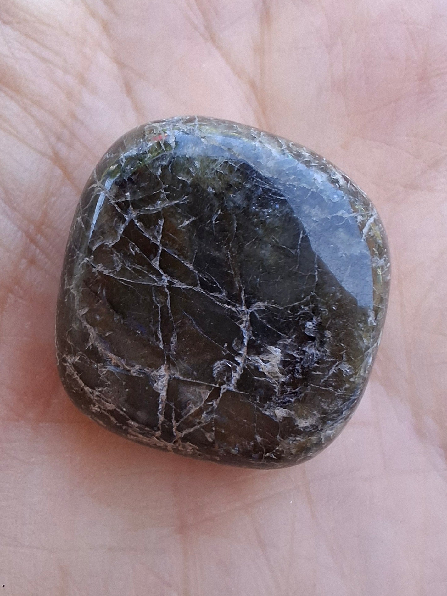 Labradorite, Tumble Stone, Crystal (Ref: T214)