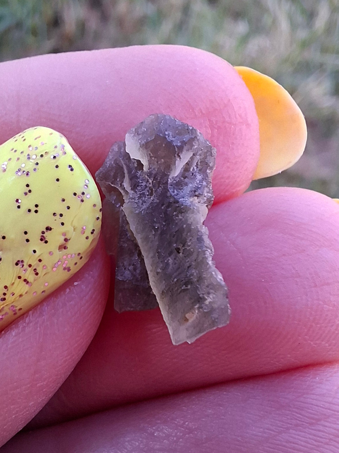 Moldavite Piece, 0.75g, Tektite (Ref: 1483)
