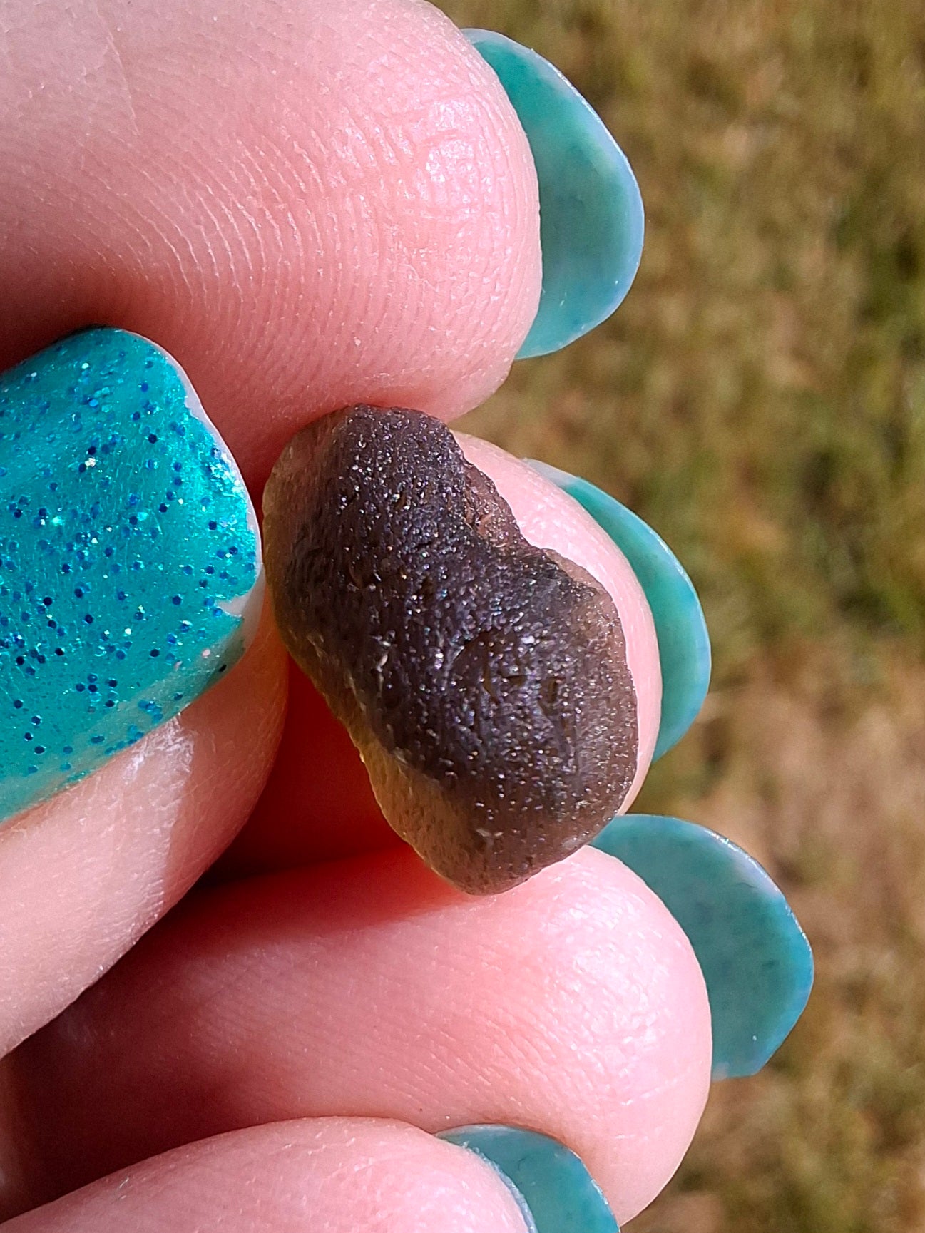 Moldavite Piece, 0.93g, Tektite (Ref: 1415)