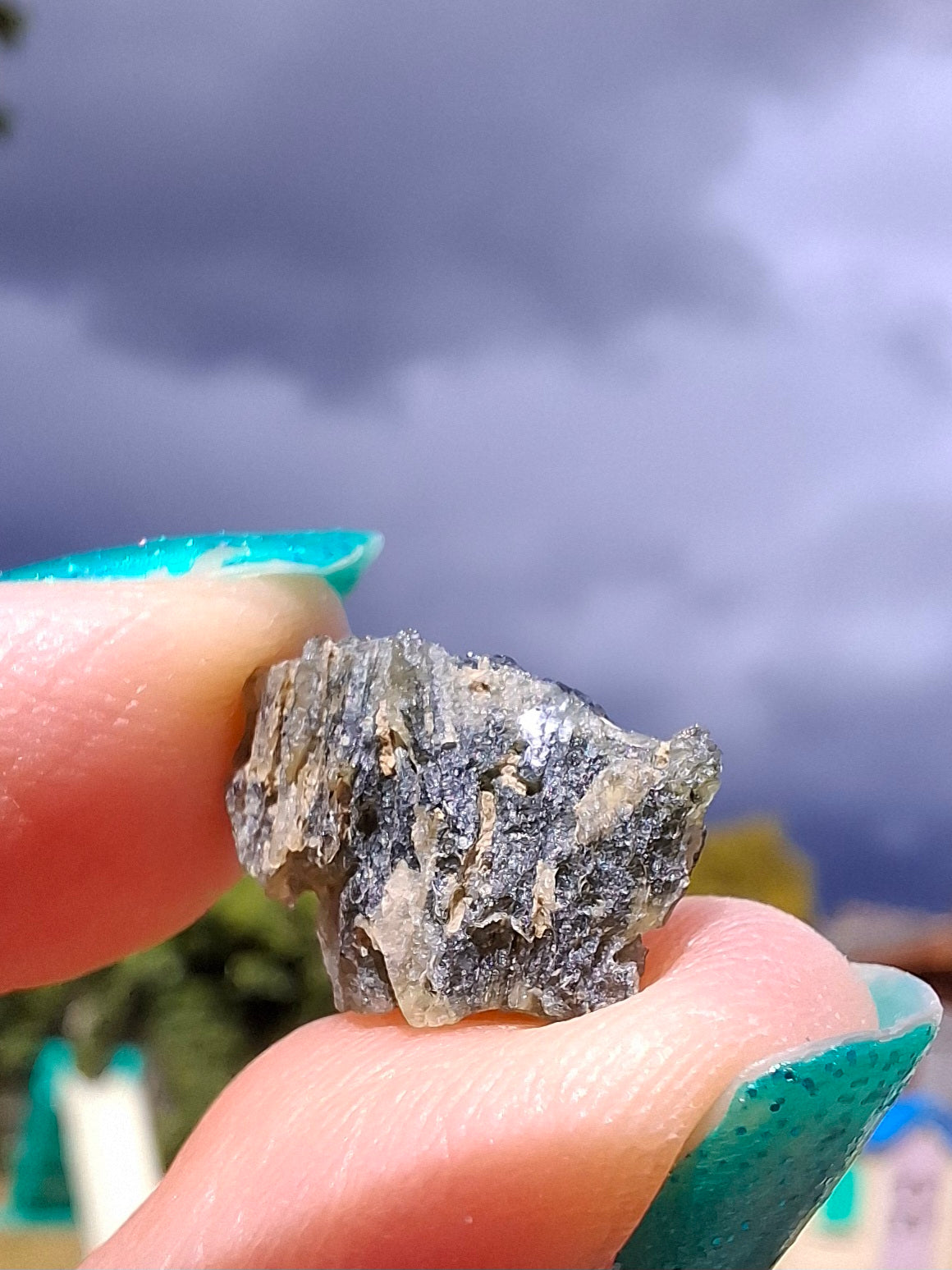 Moldavite Piece, 1.07g, Tektite (Ref: 1422)