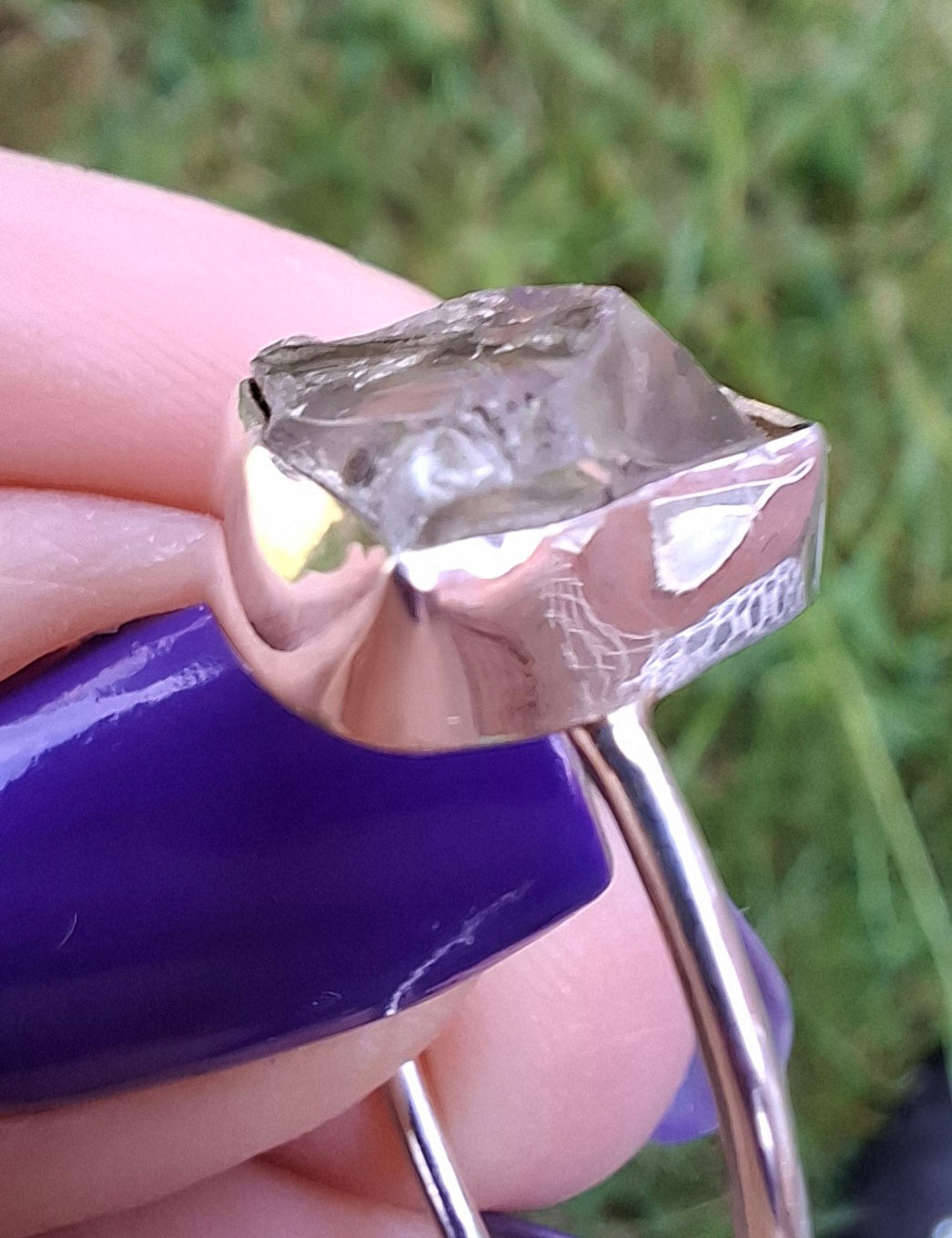 Libyan Desert Glass Ring, size large V, 925 Silver, Tektite (Ref: LR56)