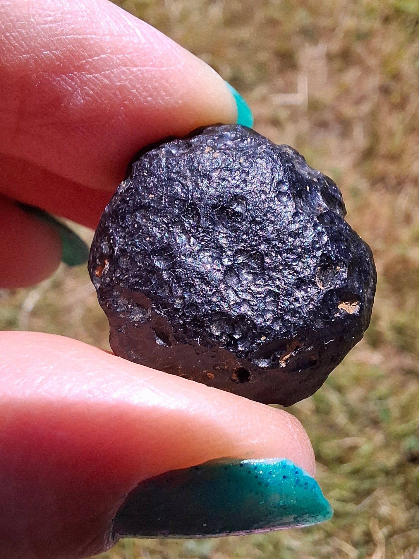 Philippinite (Rizalite), 10.64g, Tektite