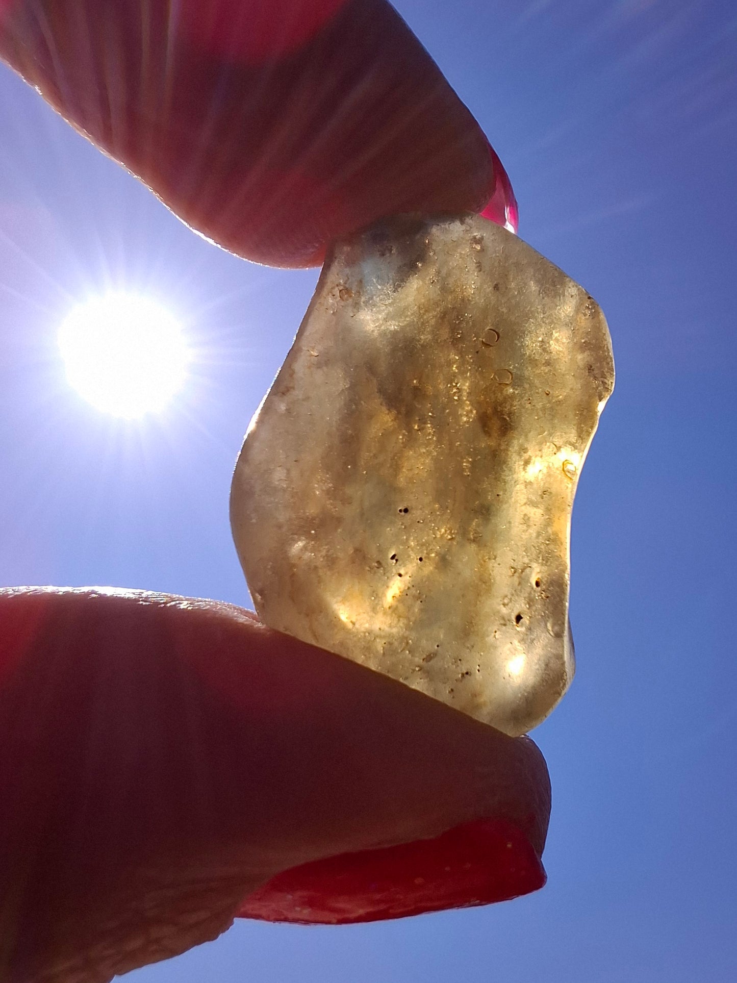 Libyan Desert Glass (darker) Piece, 6.82g, Tektite (Ref: L1365)