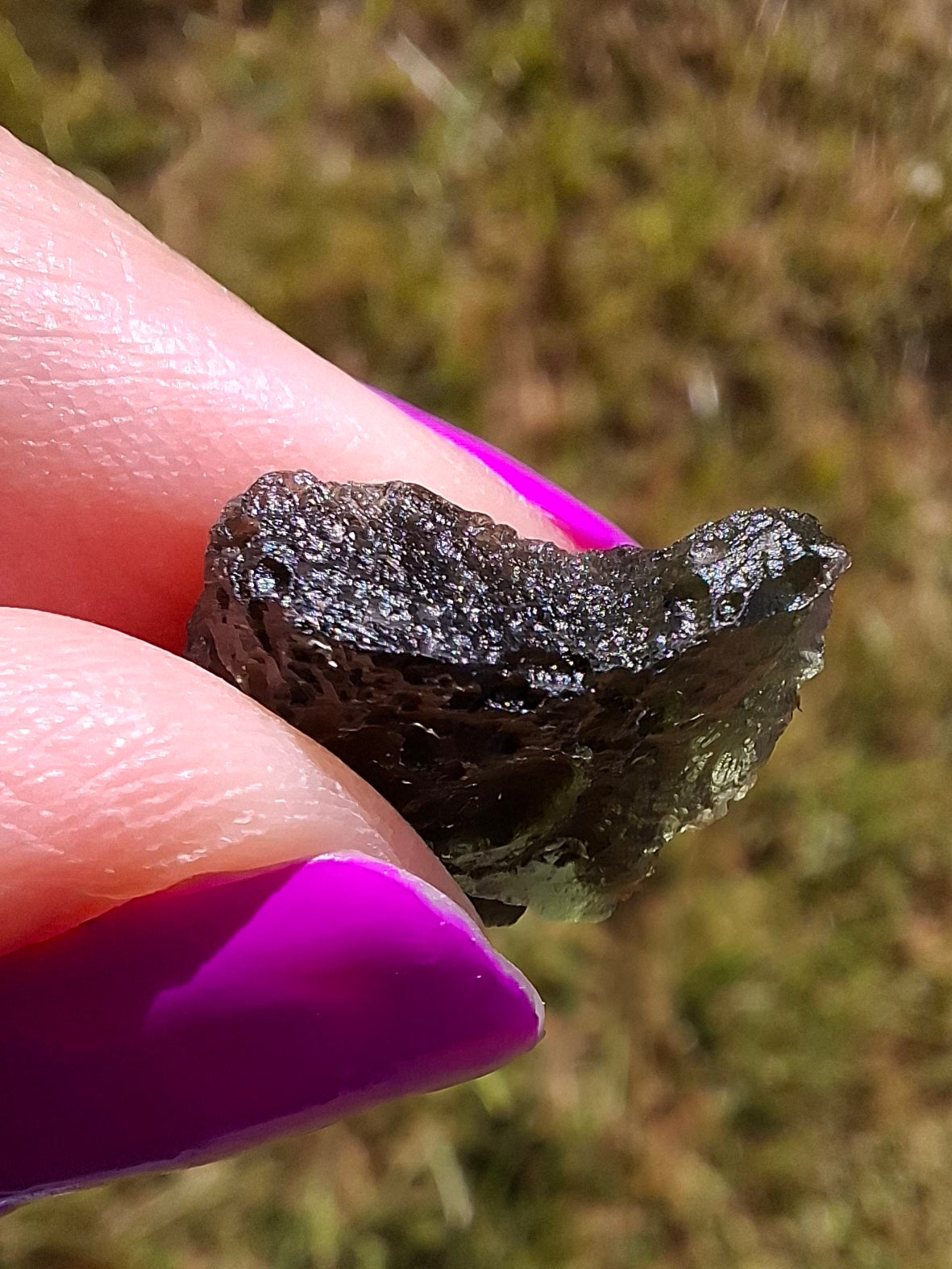 Moldavite Piece, 1.92g, Tektite (Ref: 1426)