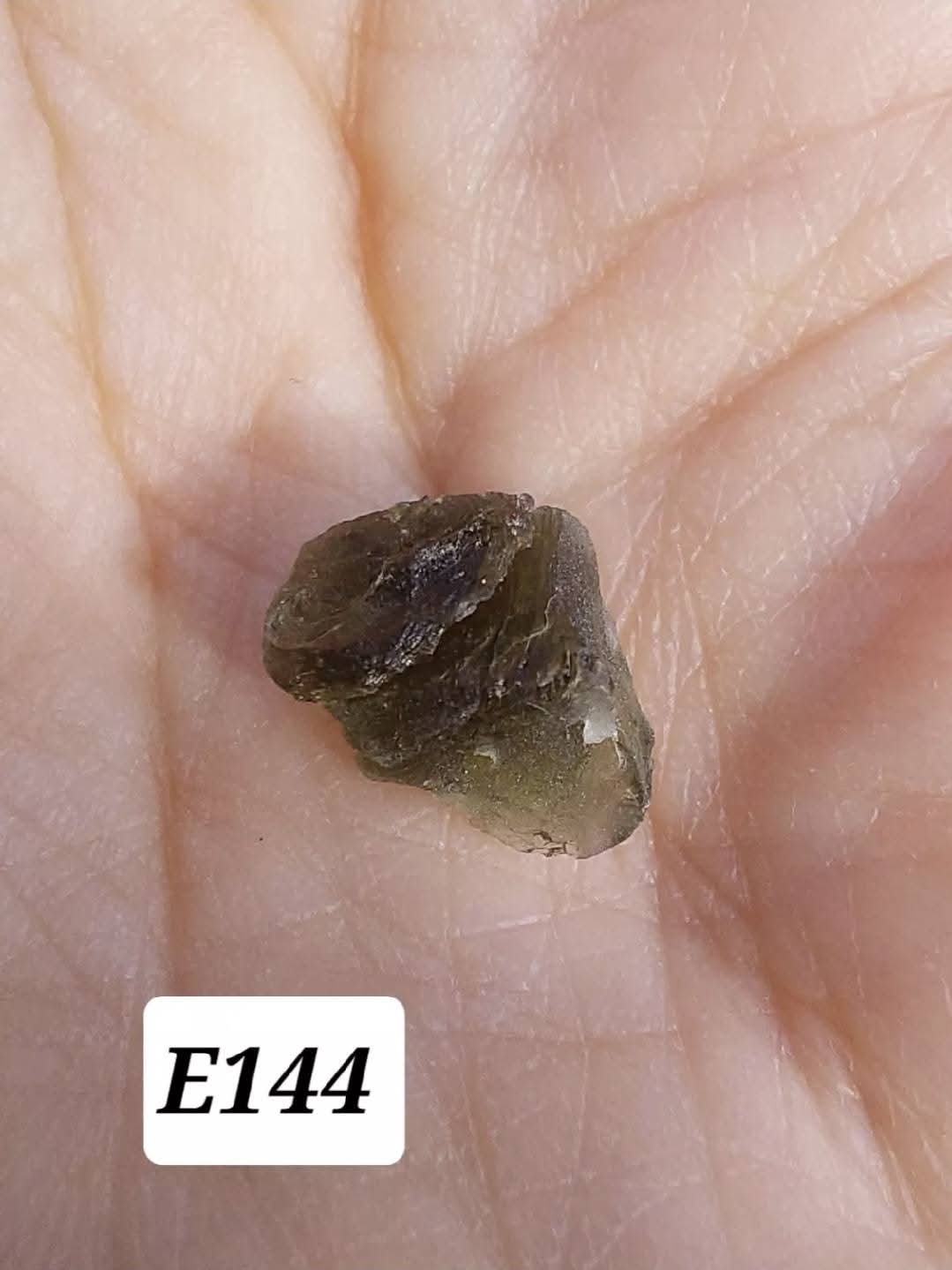 Moldavite Piece, 0.58g, Tektite (Ref: E144)