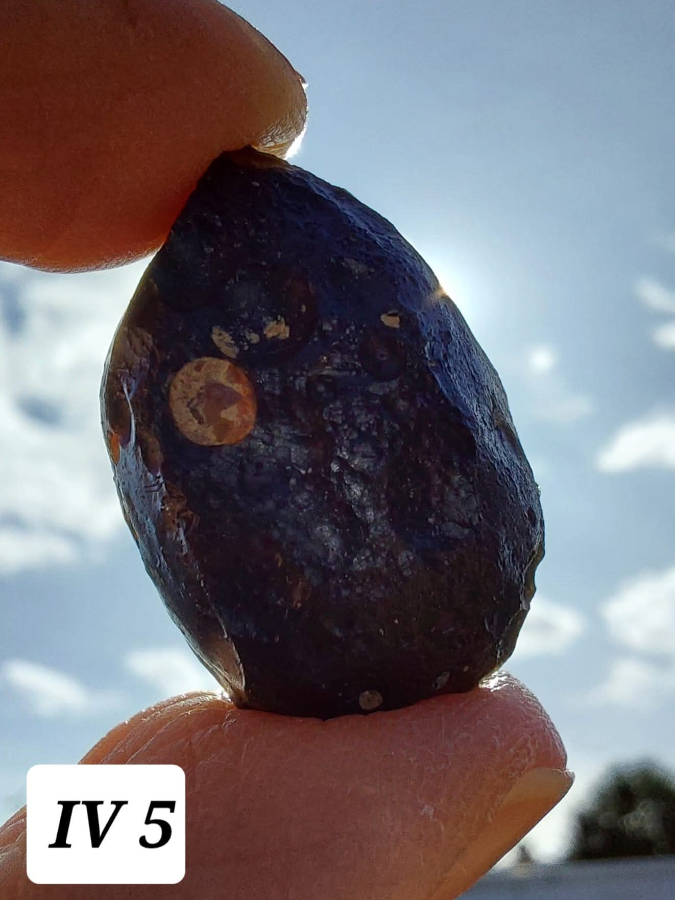 Ivory Coast (Ivorite), RAREST TEKTITE IN THE WORLD, 8.88g, Tektite (Ref: IV5)