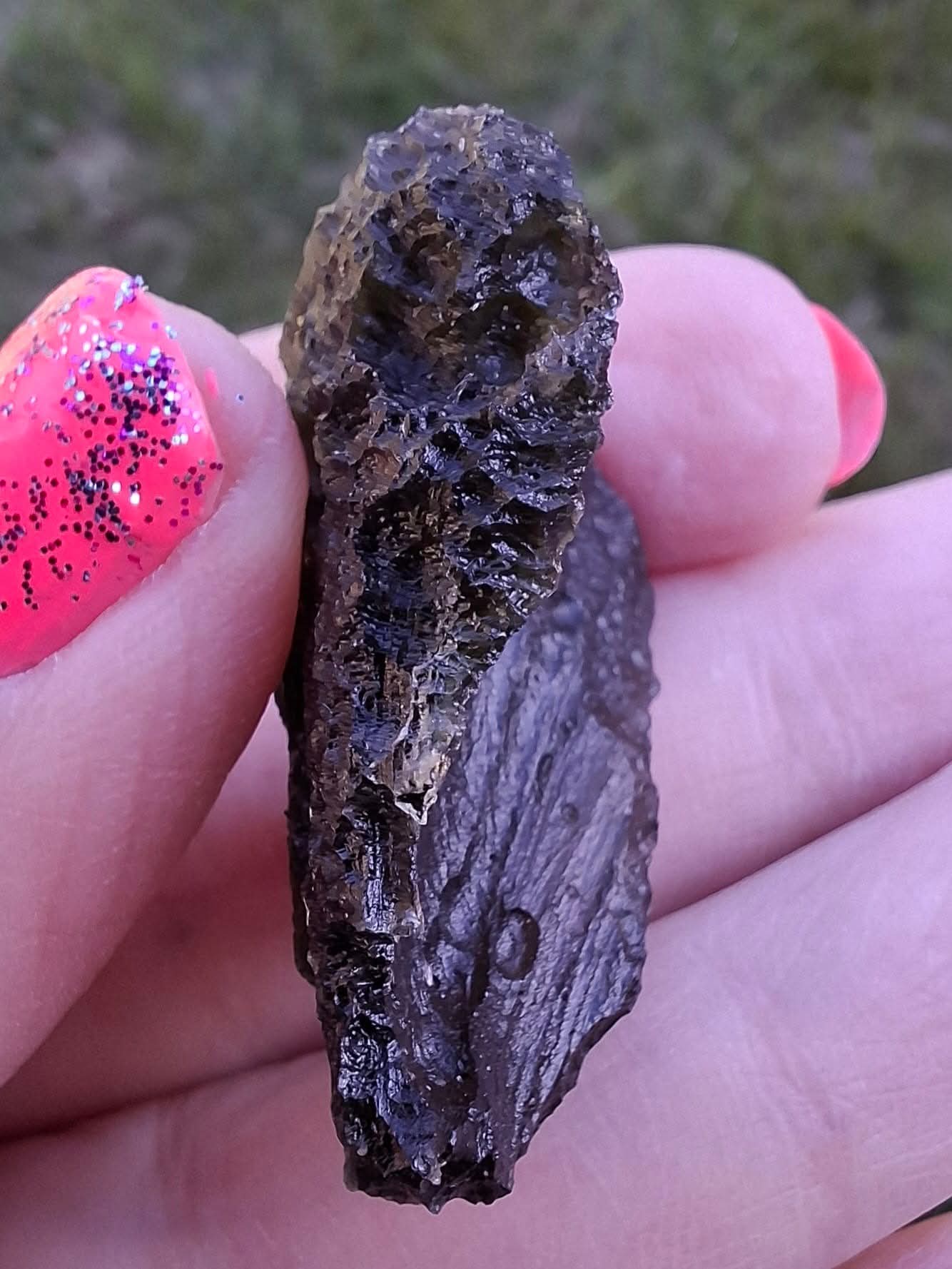 Moldavite Piece, CHLUM, 9.87g, Tektite (Ref: 1168)