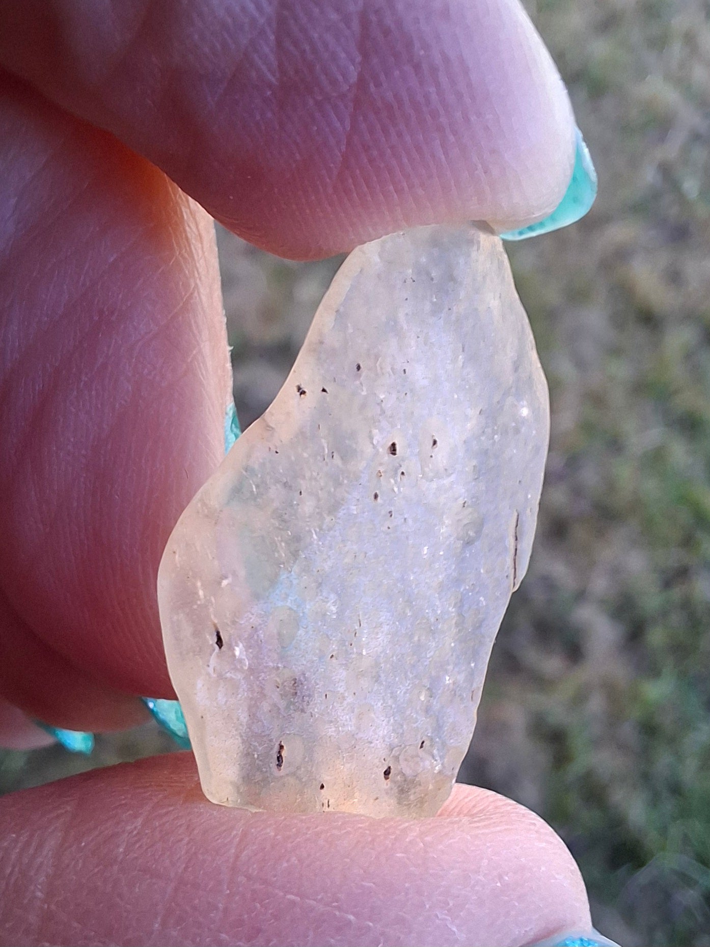 Libyan Desert Glass Piece, 2.88g, Tektite