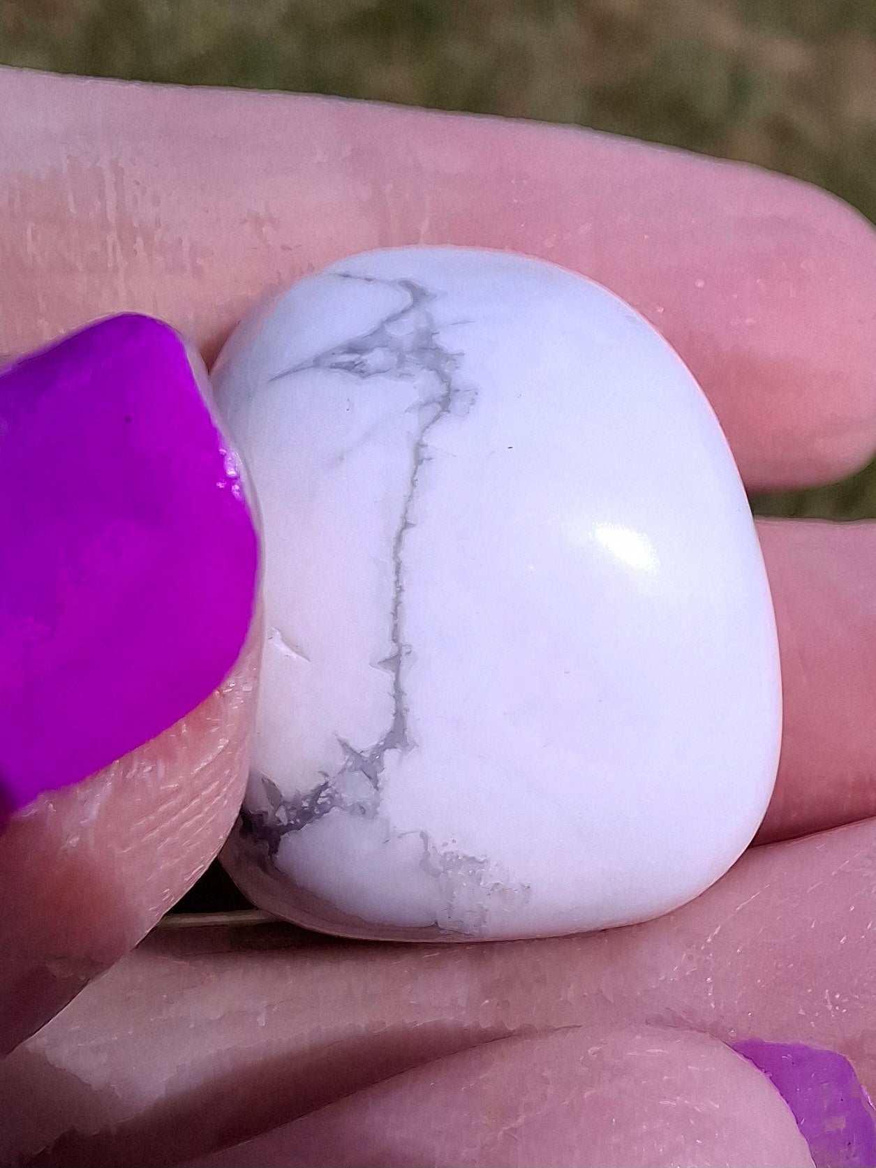 Howlite, Tumble Stone, Crystal (Ref: T45)