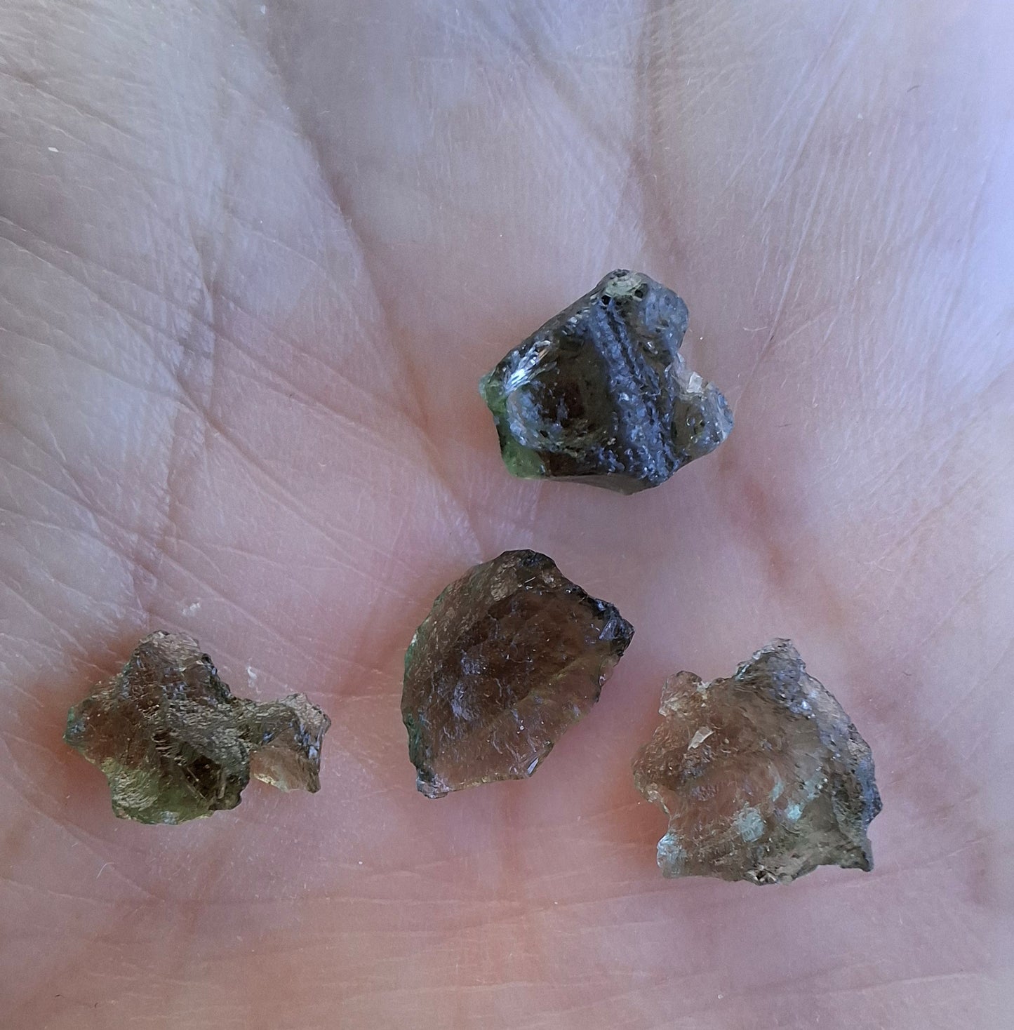 Moldavite chip Bundle, 1g, 4 pcs, Tektite (MB35)