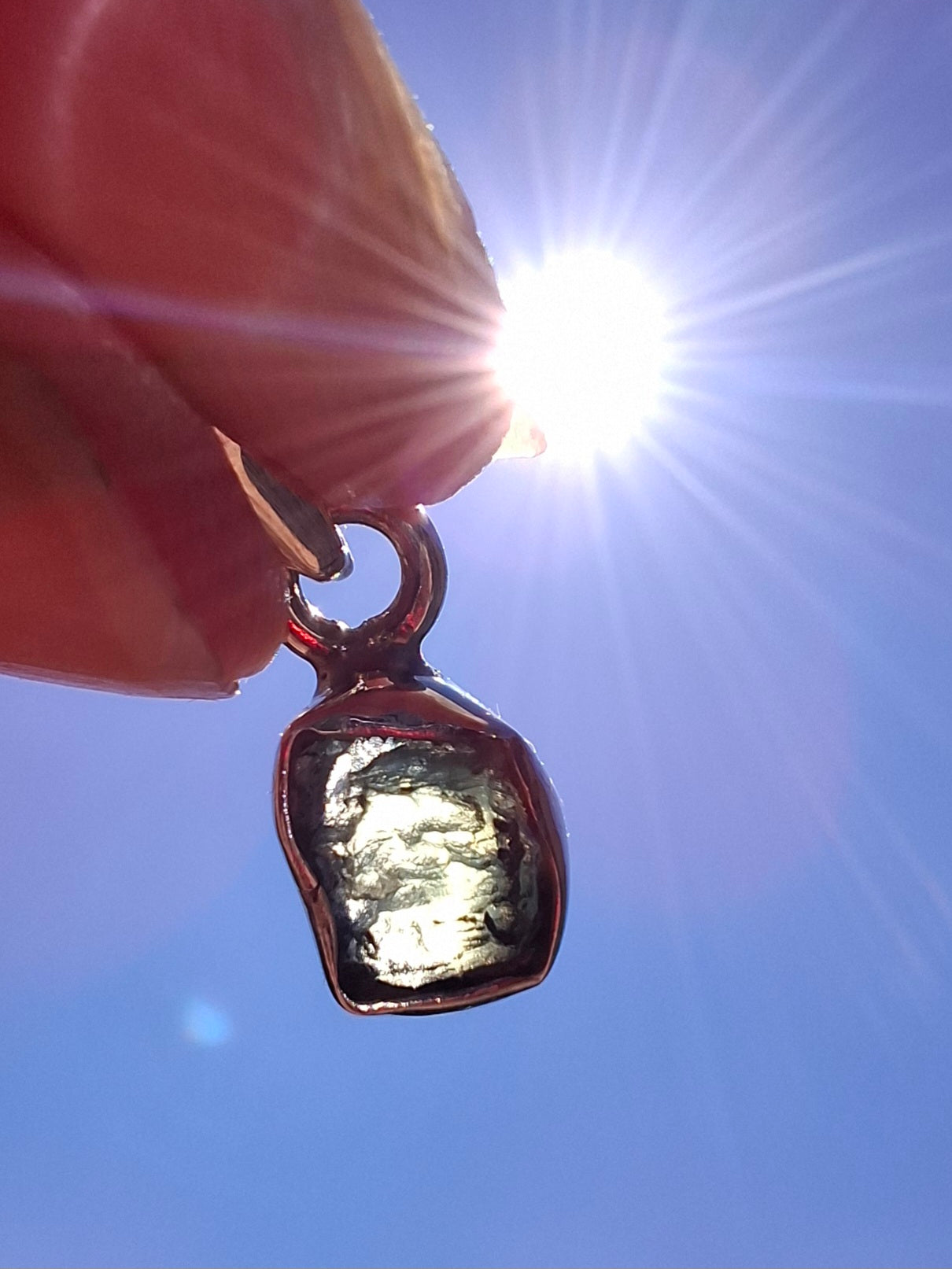 Moldavite Pendant, 925 Silver, Tektite (Ref: P53)