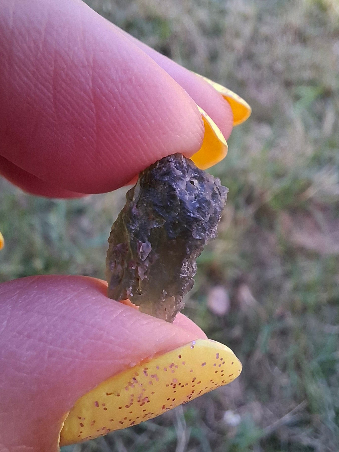 Moldavite Piece, 1.23g, Tektite (Ref: 1484)