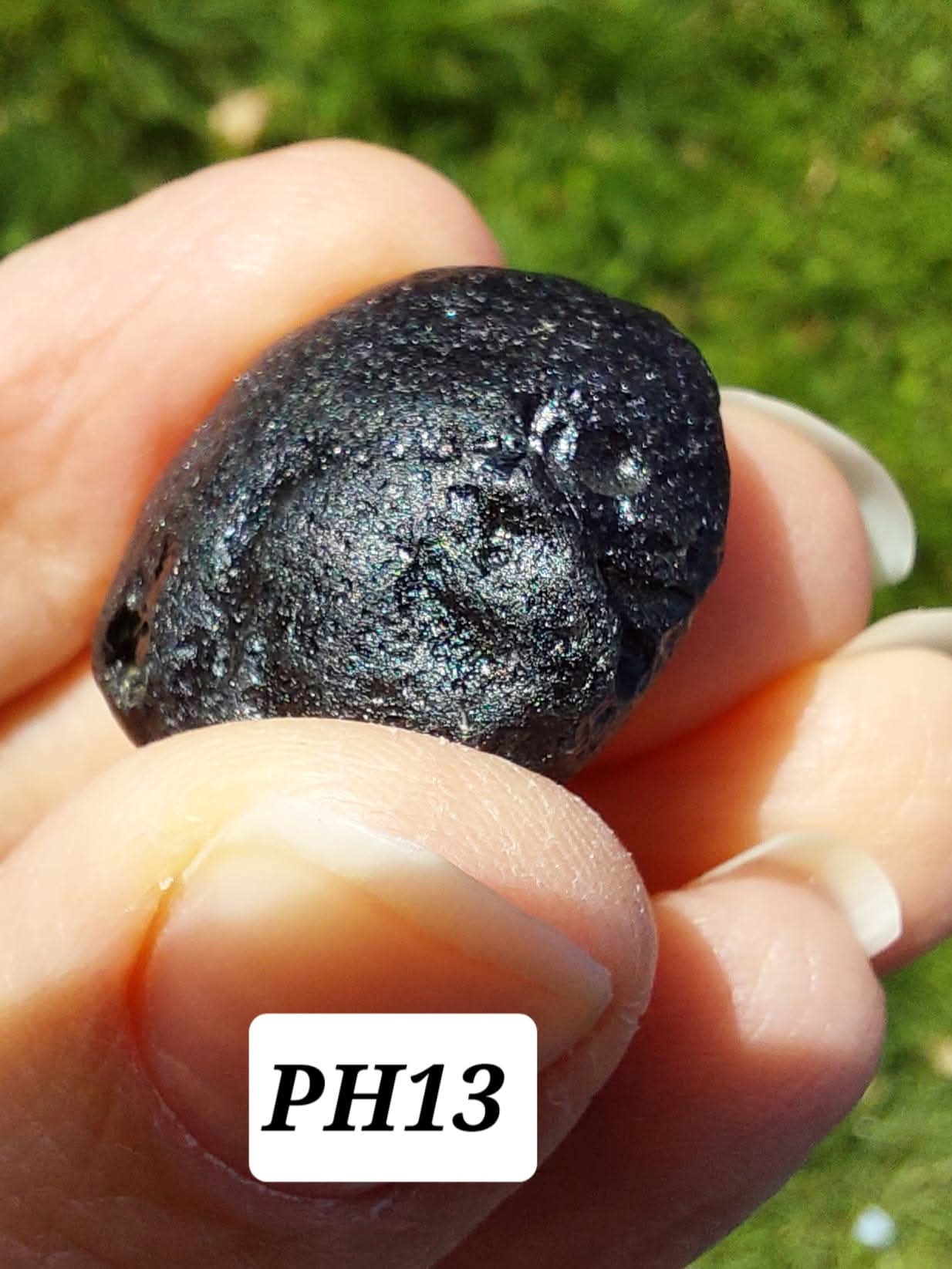 Philippinite (Rizalite), 9.24g, Tektite