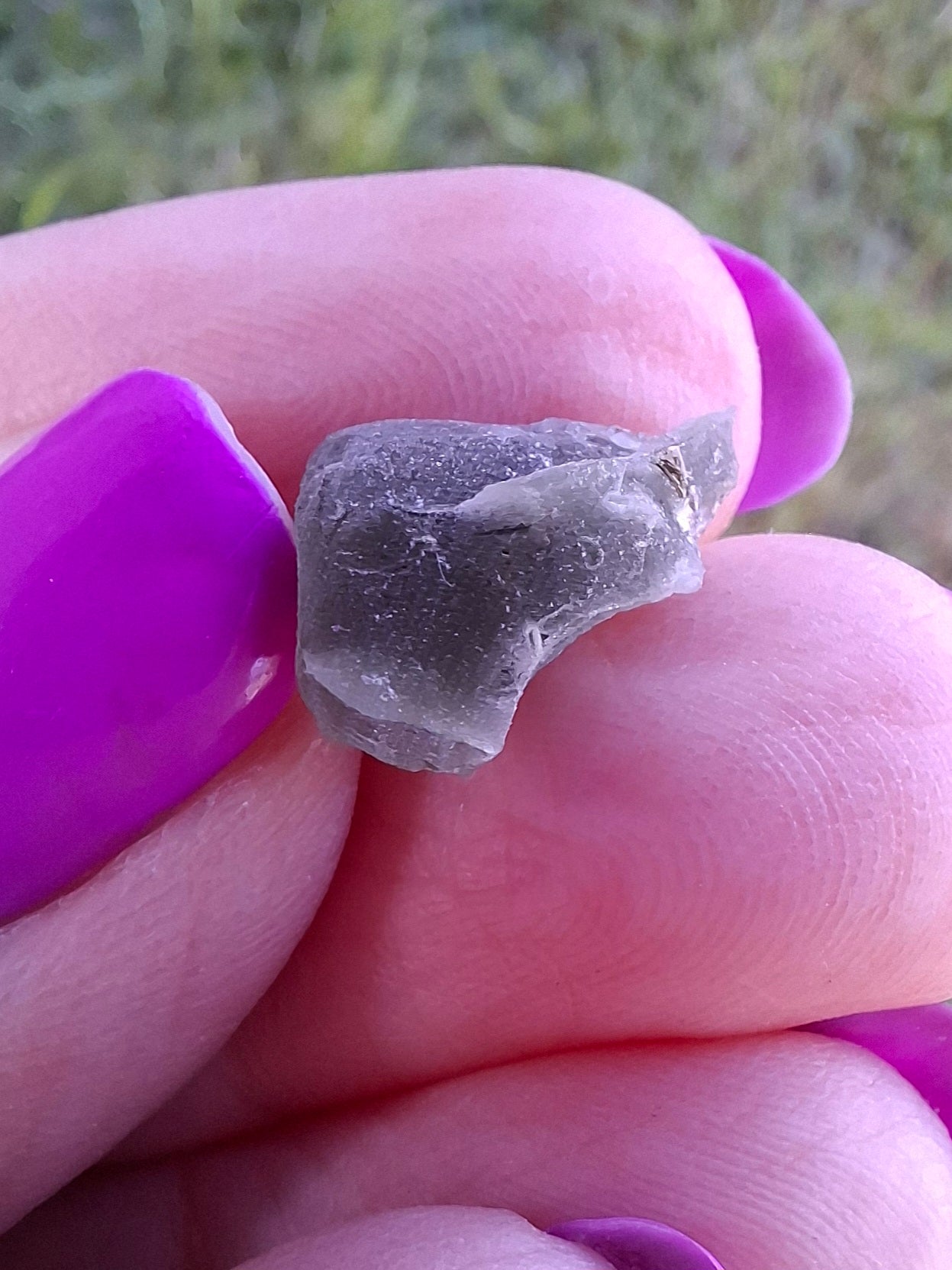 Moldavite Piece, 0.91g, Tektite (Ref: 1460)