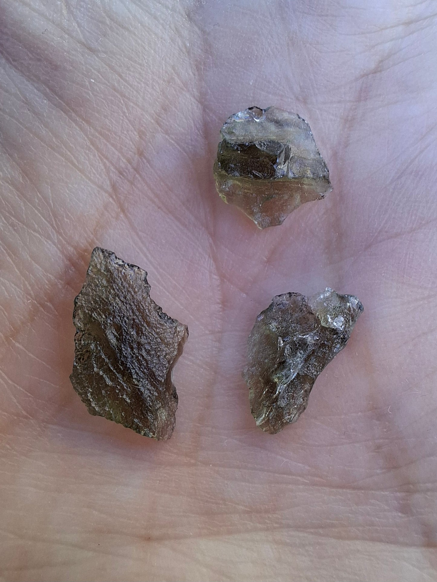 Moldavite chip Bundle, 1g, 3 pcs, Tektite (Ref: MB31)