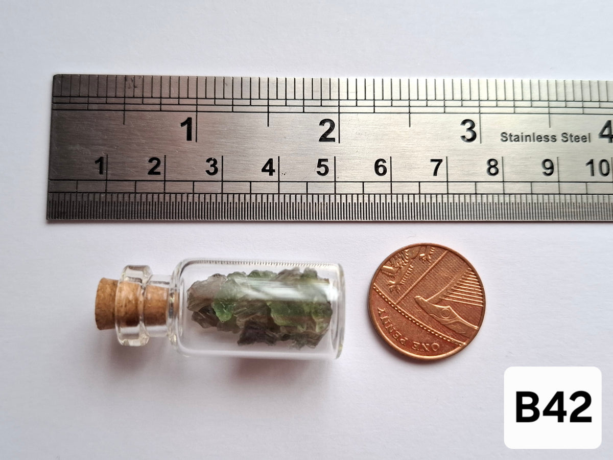 Moldavite Chips (2.00g) in 3ml Bottle, Tektite (Ref: B42)