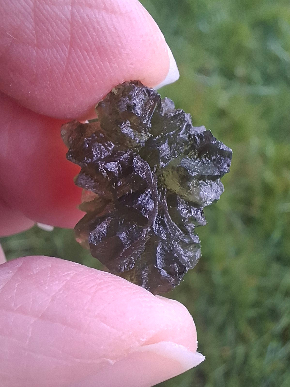 Moldavite Piece, JEZKOVNA BESEDNICE, 2.05g, Tektite (Ref: 1275)
