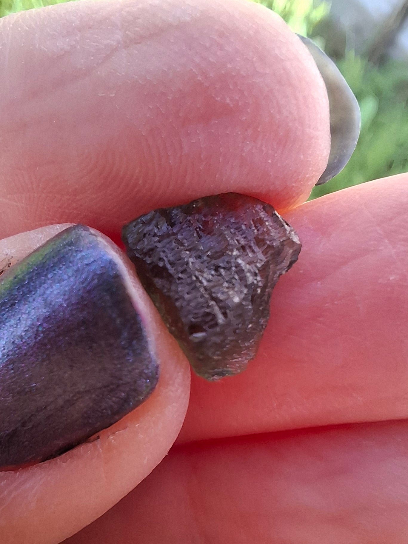 Moldavite Piece, 0.58g, Tektite (Ref: 1381)